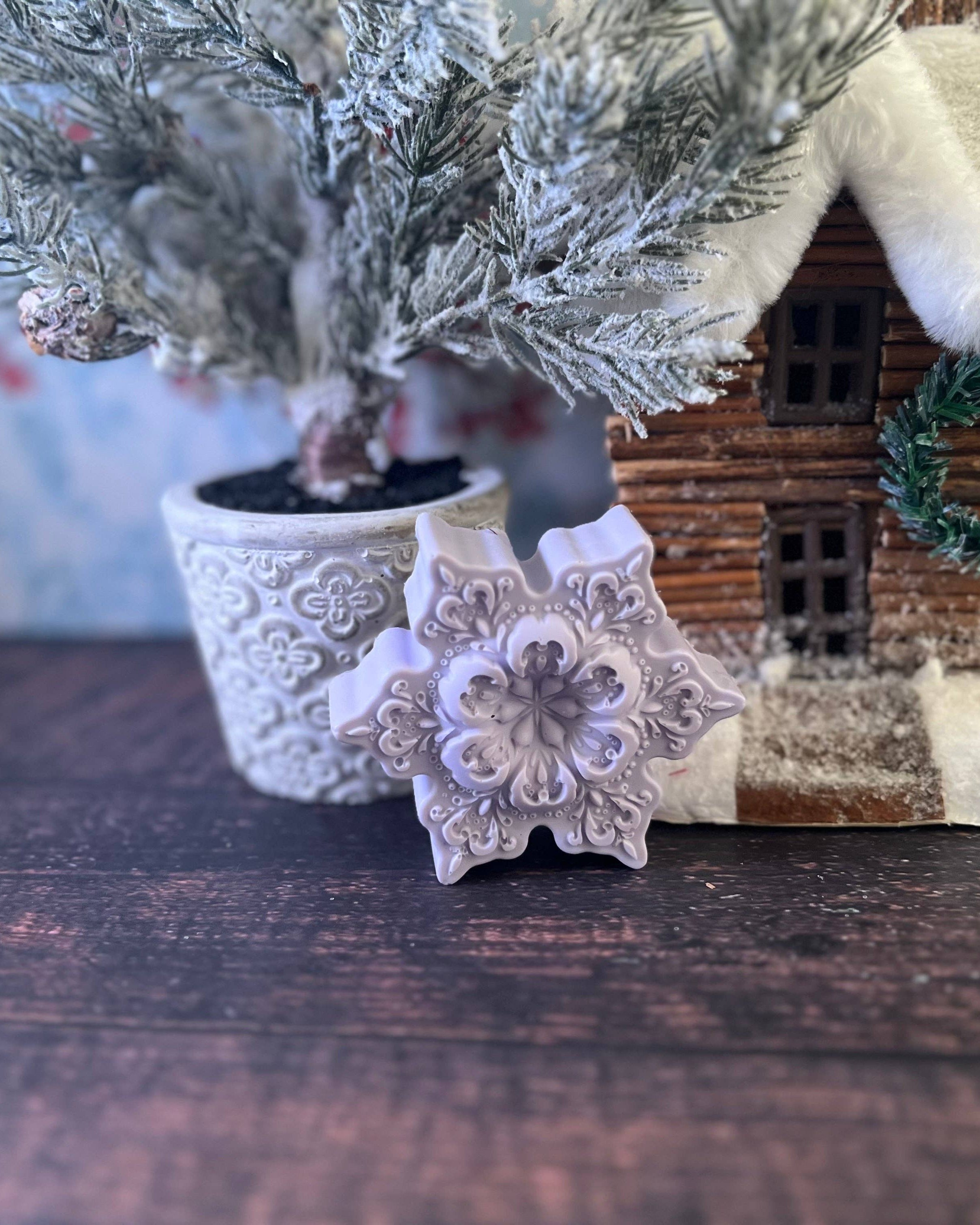 Snowflake Soap 1111 Elm Candle & Soap Shoppe- Tilden Co.