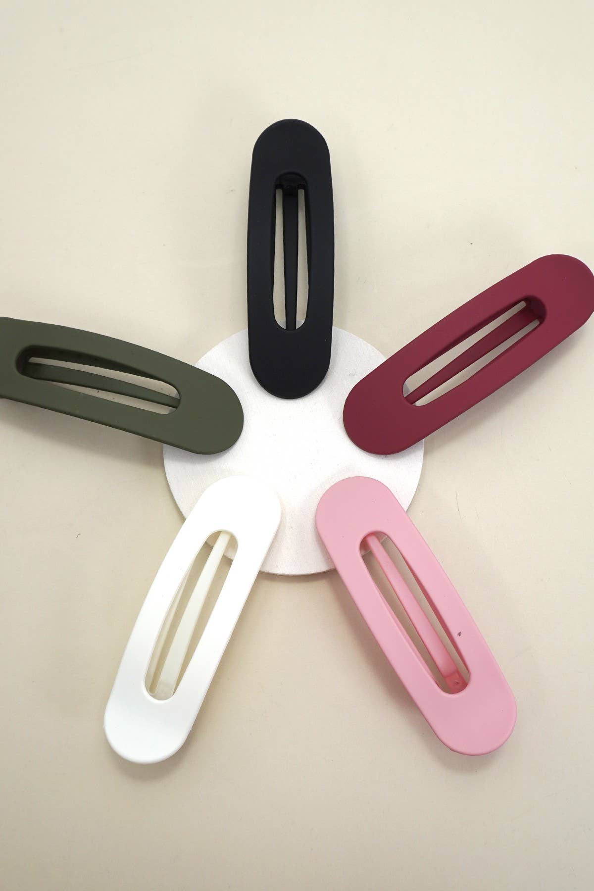 Oval Flat Lay Hair Claw Clip JOSSLYN by wall to wall- Tilden Co.