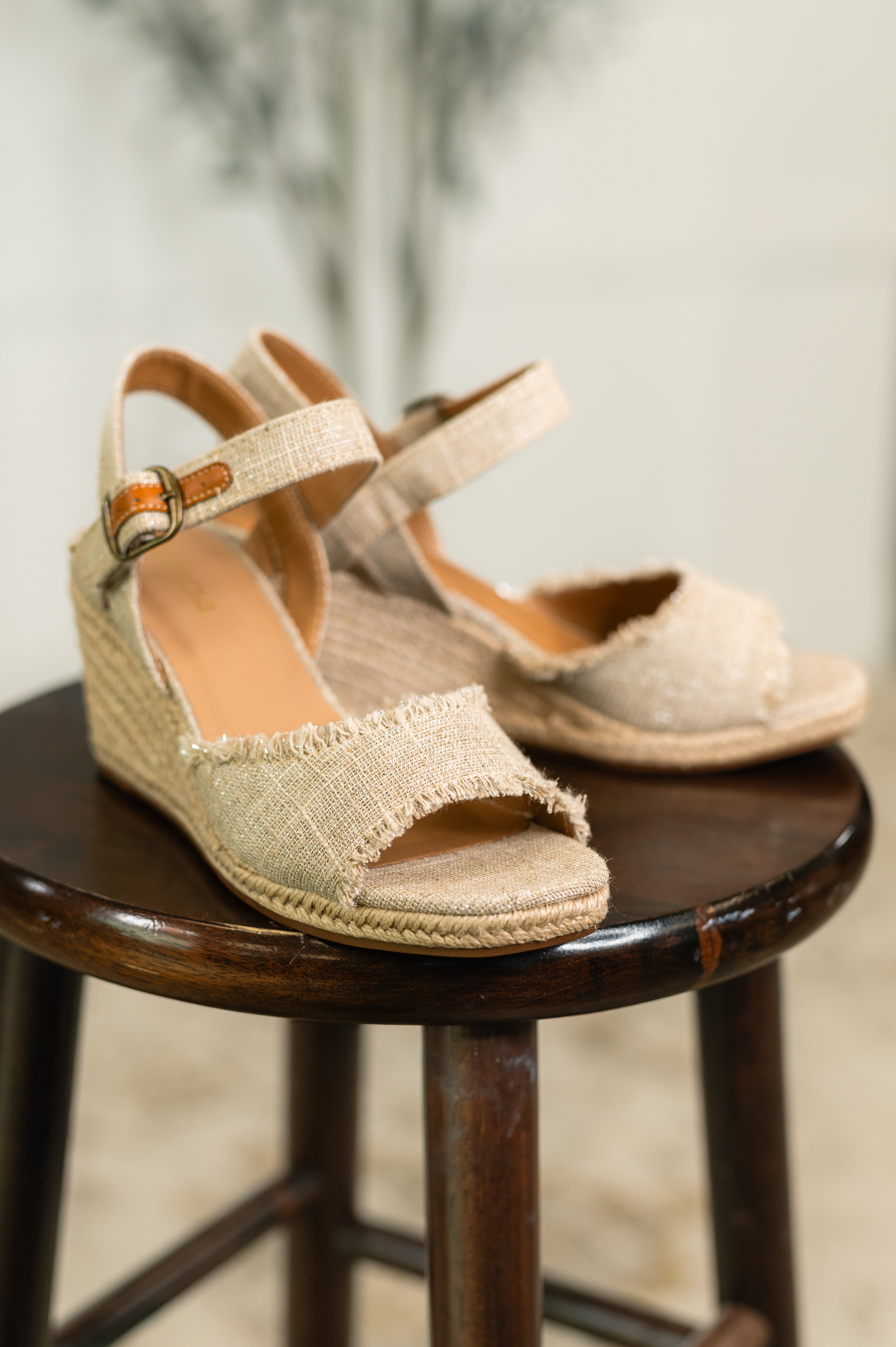 Arnold Natural Linen Wedges Womens Ave Shops- Tilden Co.