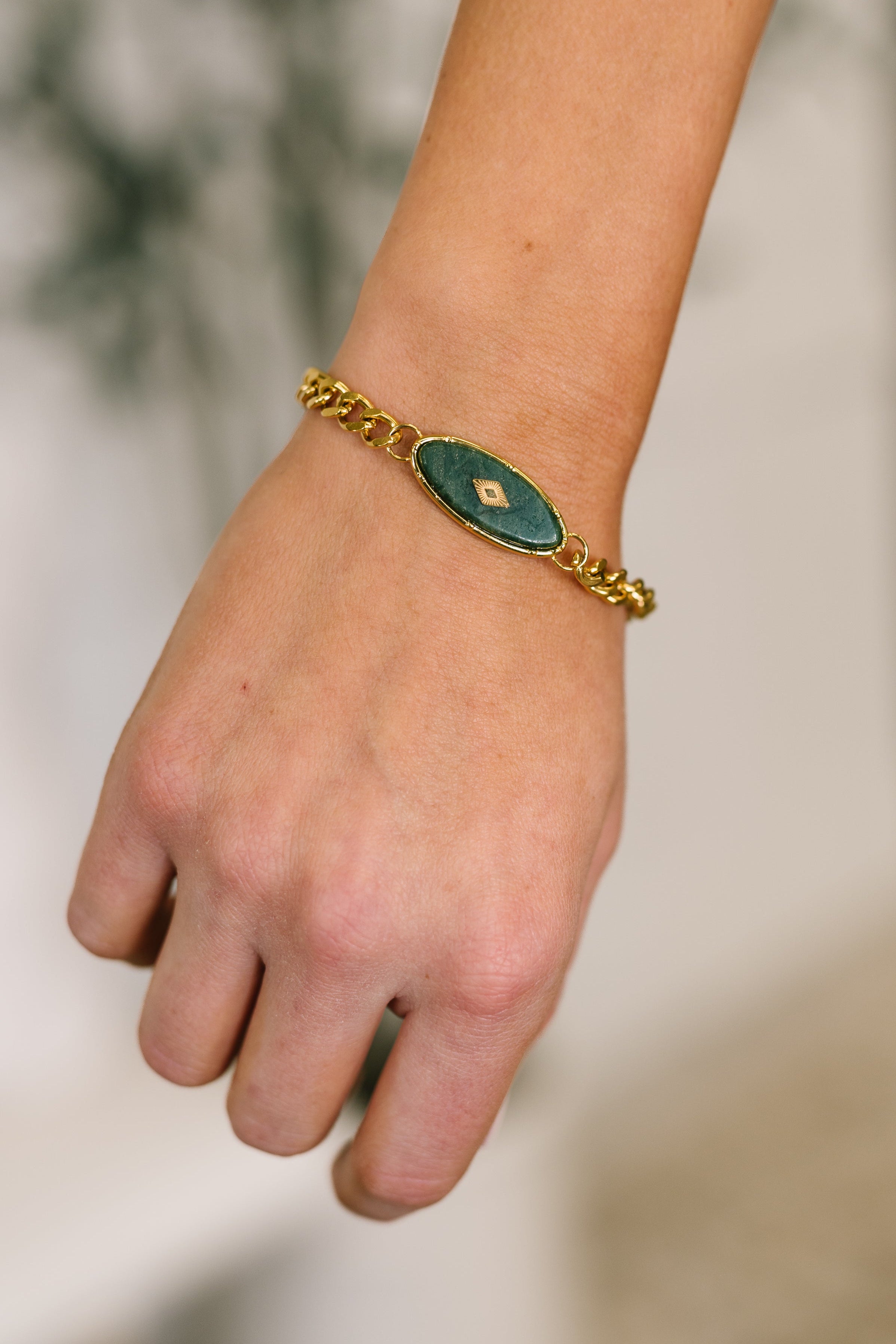 Bangle in Jade Bracelet Womens Ave Shops- Tilden Co.