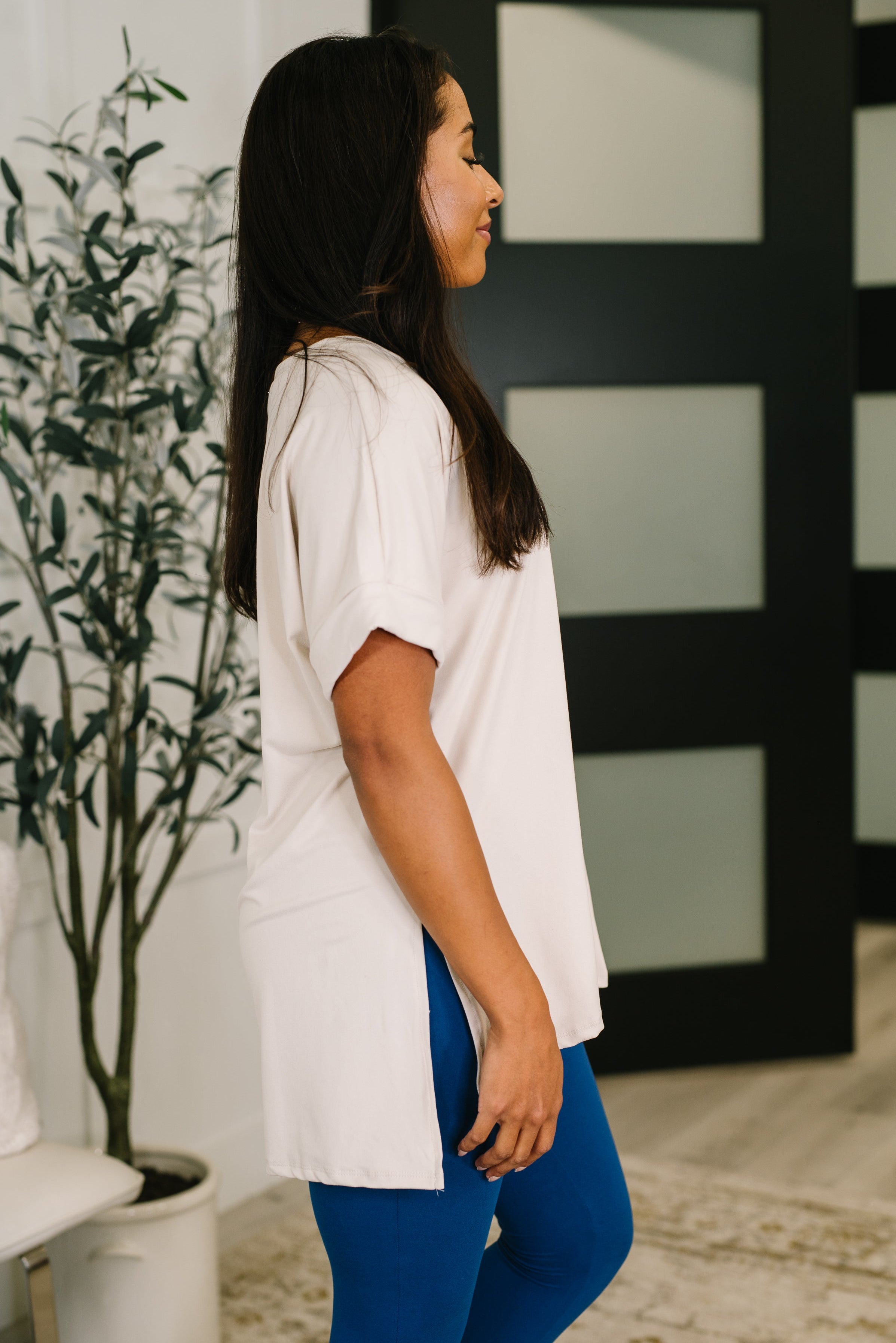 Basic Layering Relaxed V-Neck Tee Womens Ave Shops- Tilden Co.