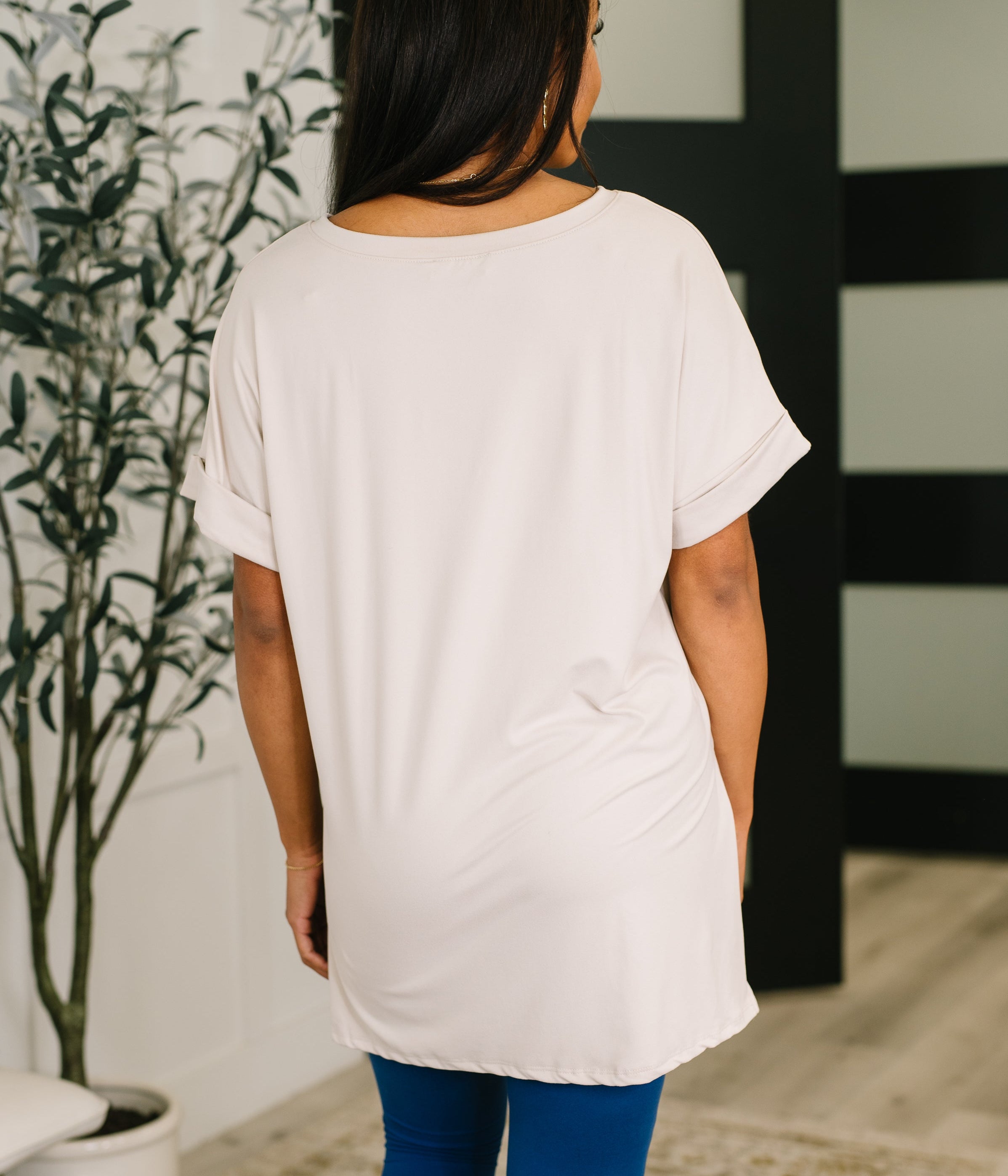 Basic Layering Relaxed V-Neck Tee Womens Ave Shops- Tilden Co.