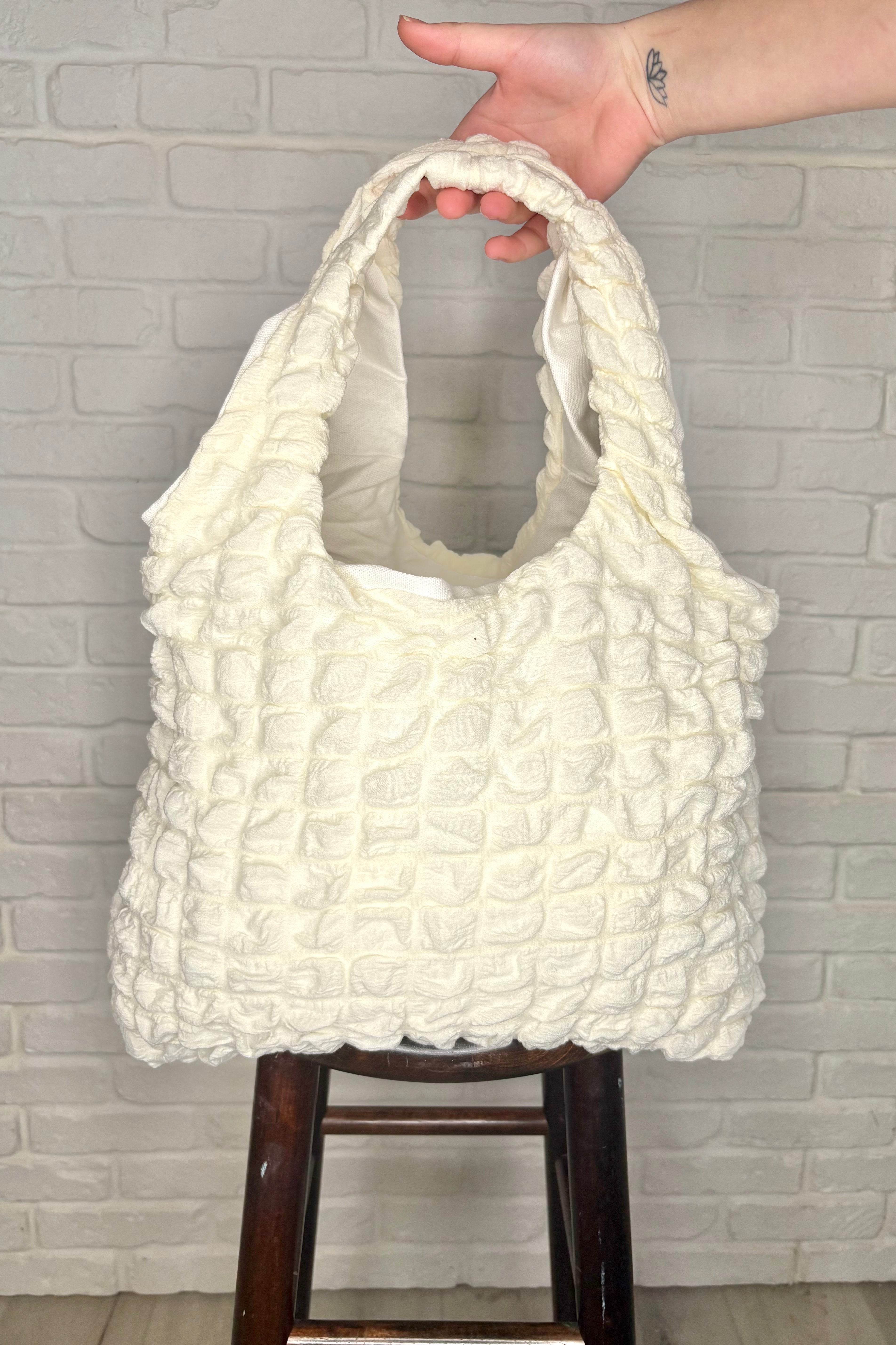 Day Out Cloud Tote Bag In Cream Womens Ave Shops- Tilden Co.