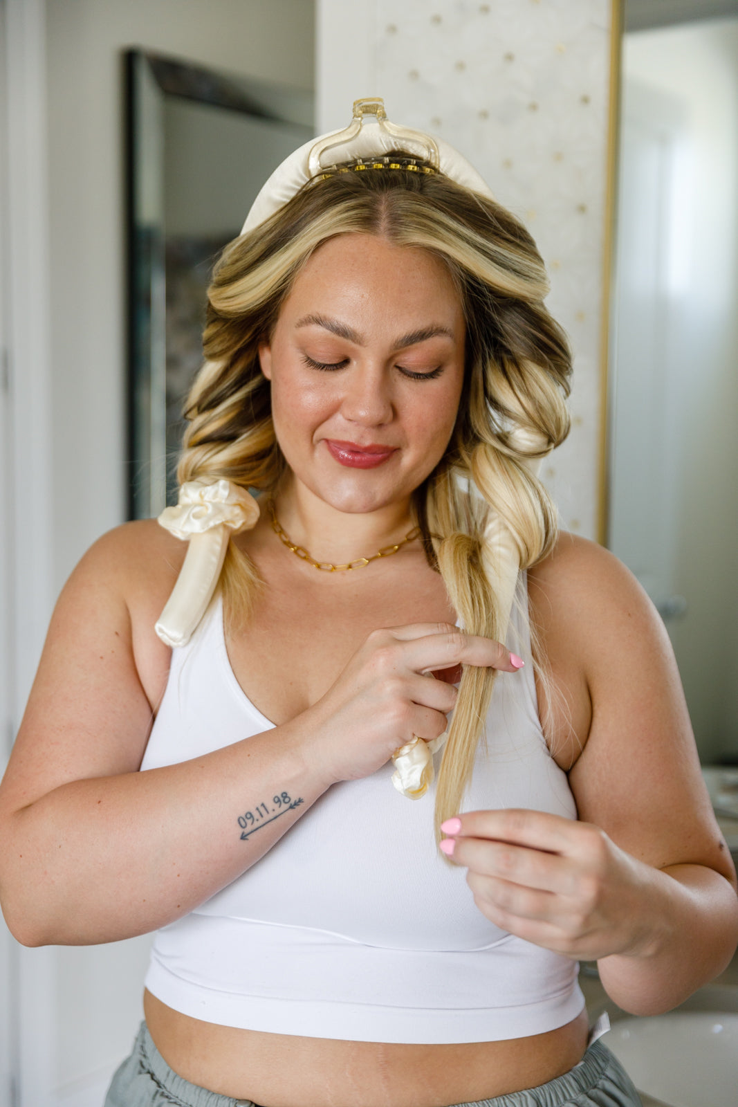 Got Your Back Heatless Curling Set in Champagne Health & Beauty Ave Shops- Tilden Co.