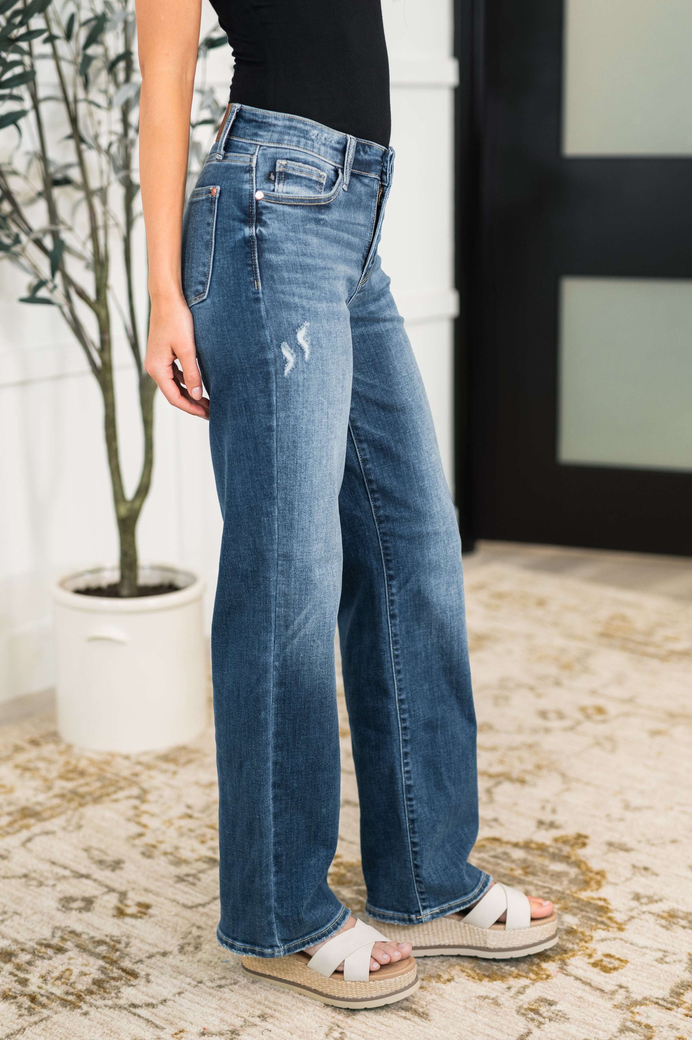 Julia High Rise 90's Straight Leg Jeans Womens Ave Shops- Tilden Co.