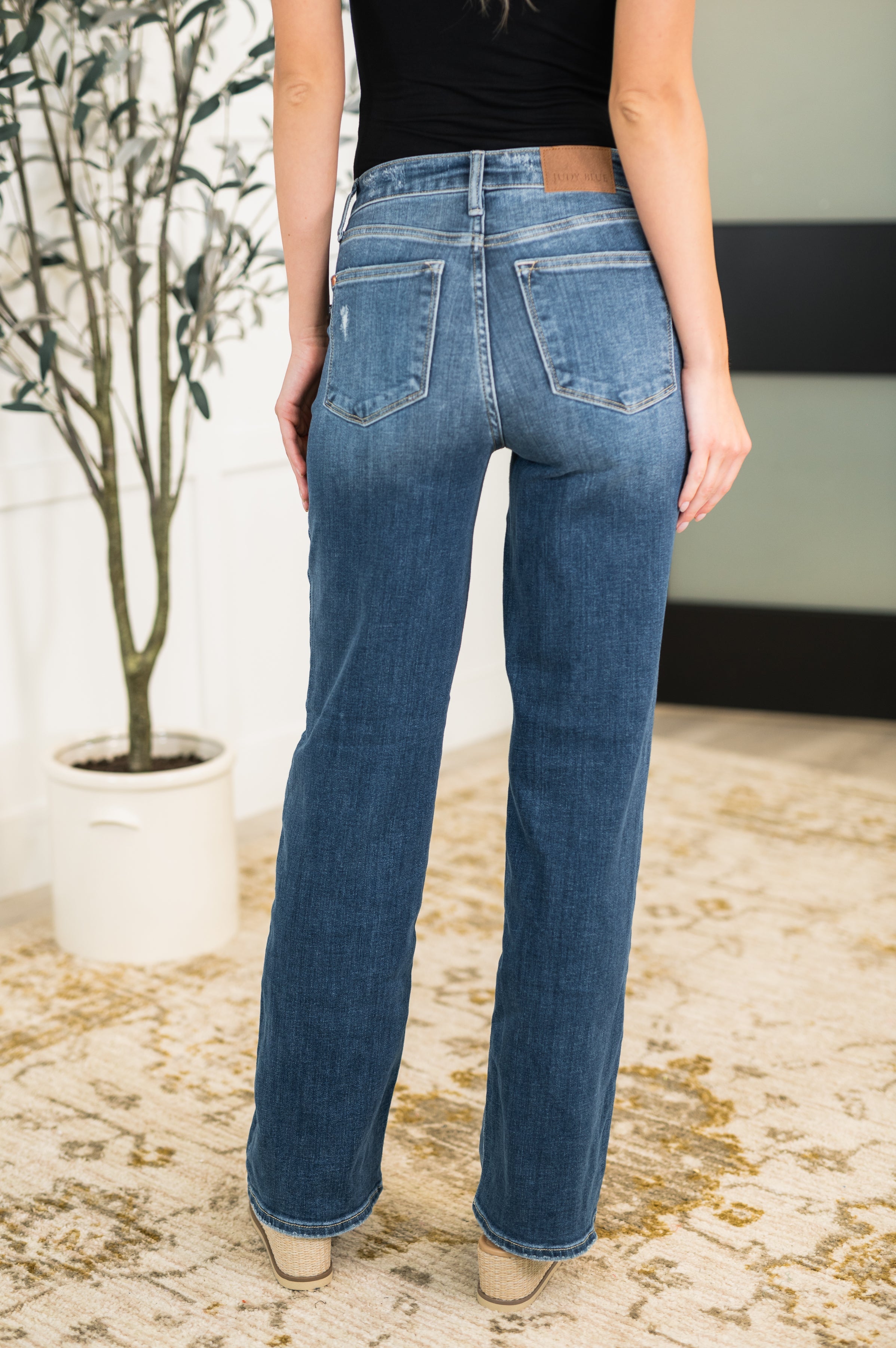 Julia High Rise 90's Straight Leg Jeans Womens Ave Shops- Tilden Co.