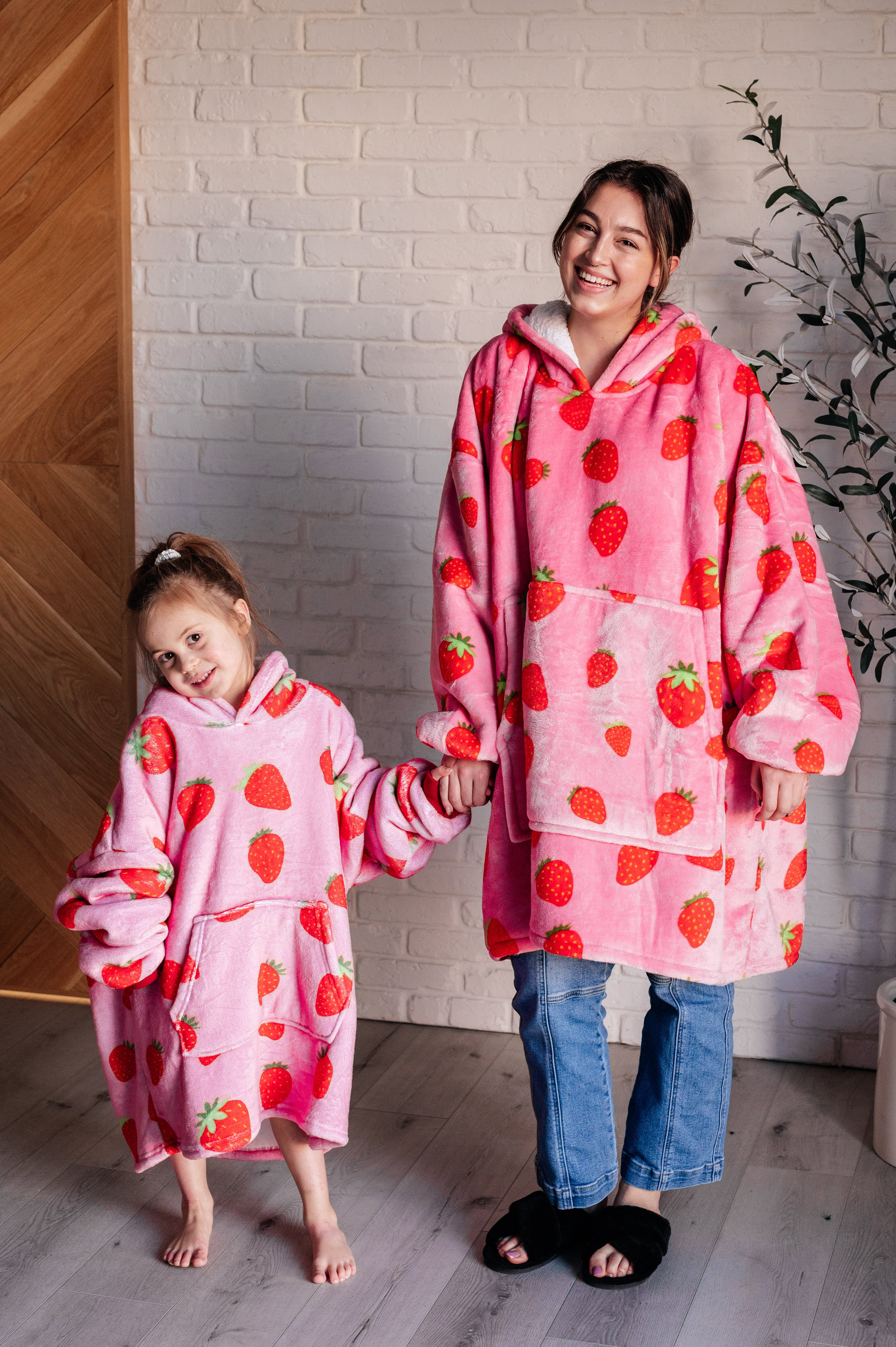 Oversized Blanket Hoodie in Strawberry Layers Ave Shops- Tilden Co.