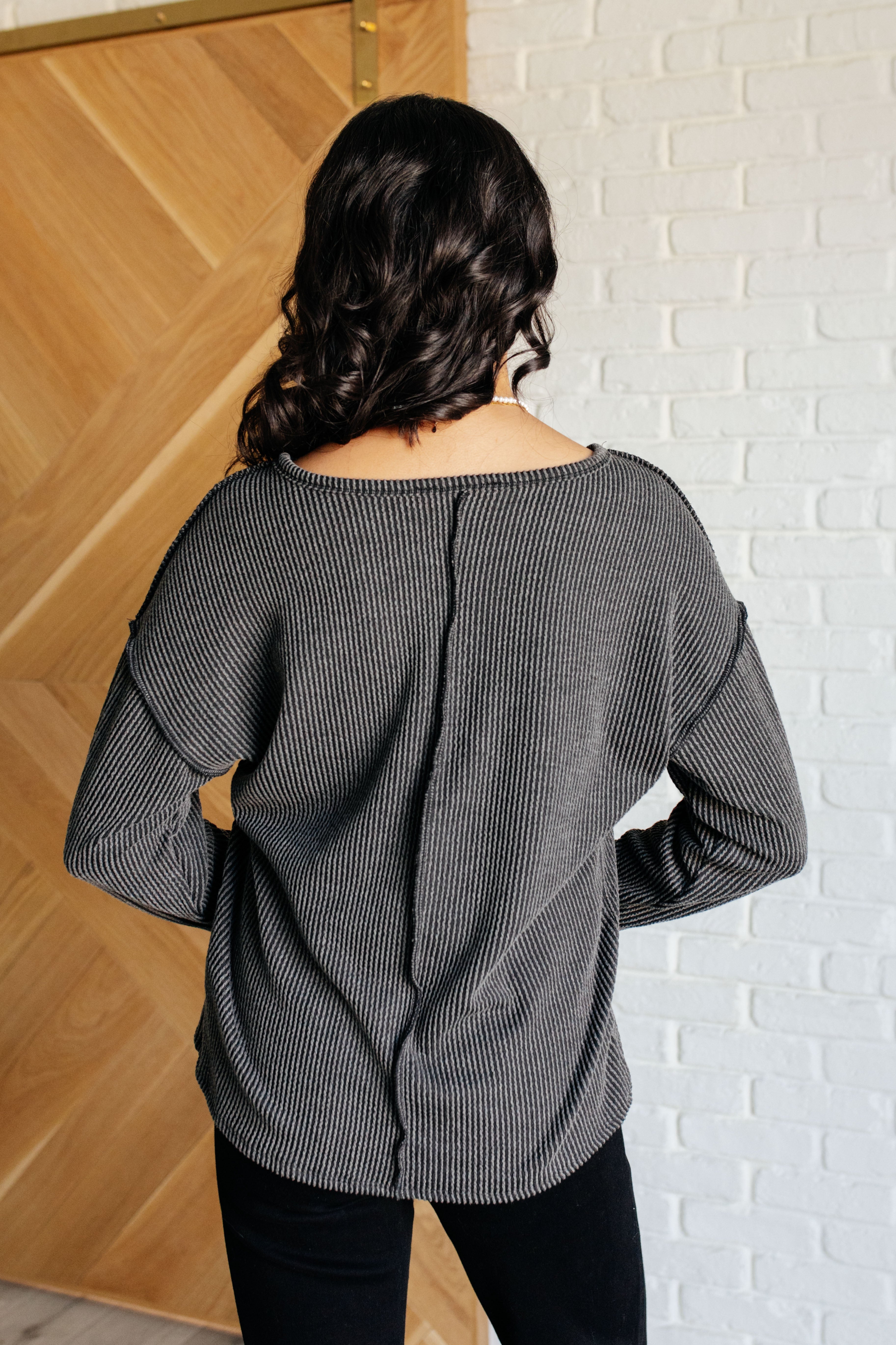 Kinda Sorta Ribbed Top in Charcoal Tops Ave Shops- Tilden Co.