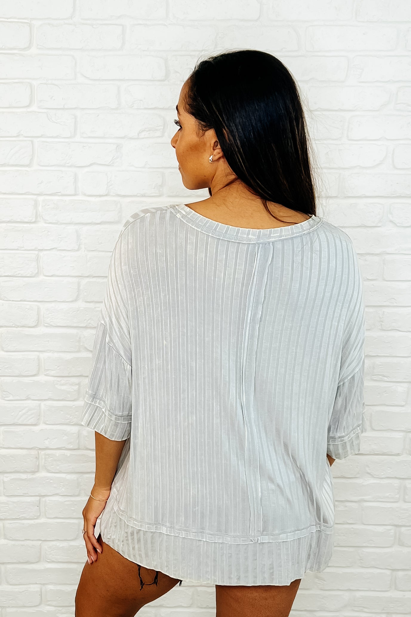 Loosely Speaking Oversized Basic Top in Lt Grey Womens Ave Shops- Tilden Co.