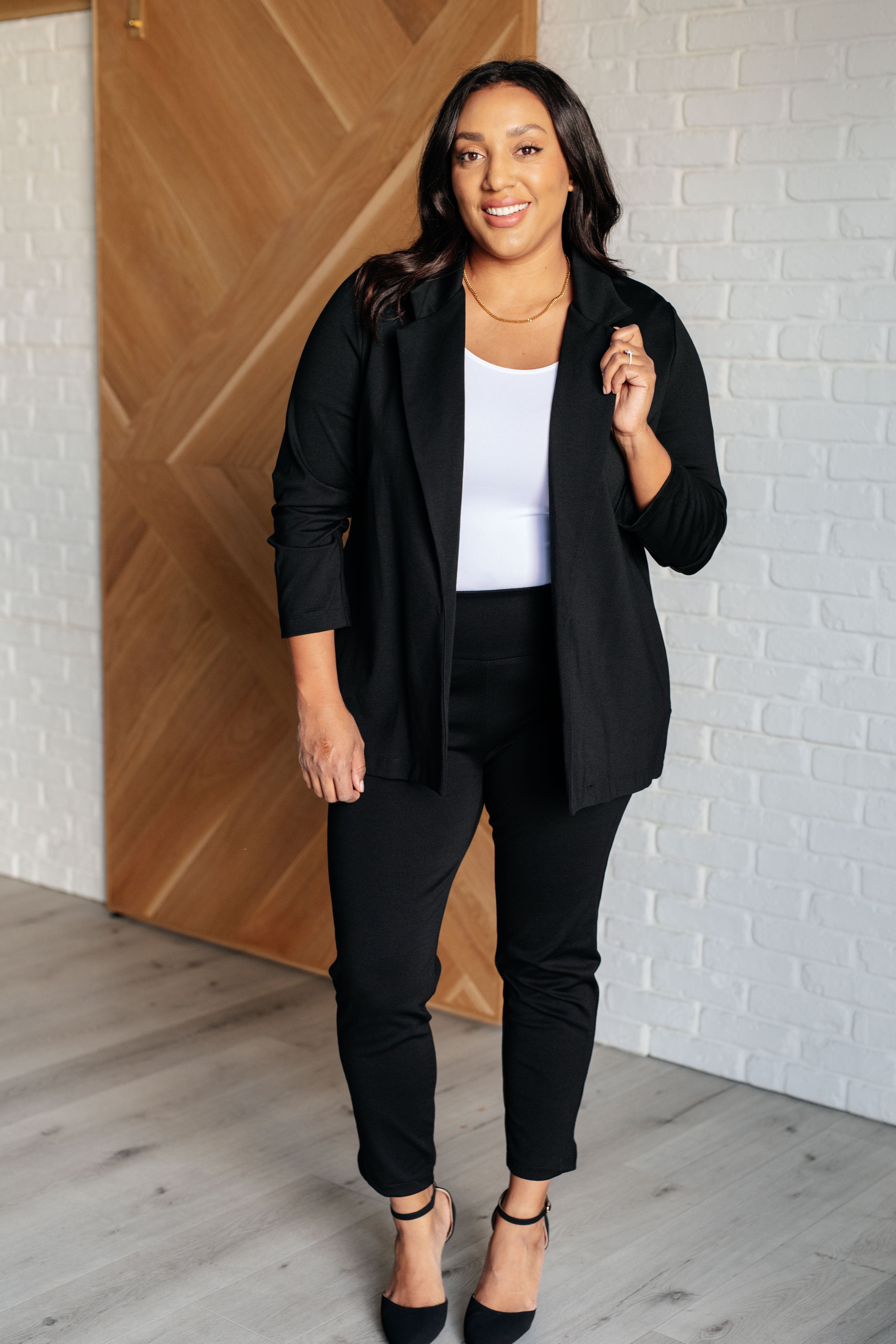 Magic 3/4 Blazer in Black Layers Ave Shops- Tilden Co.