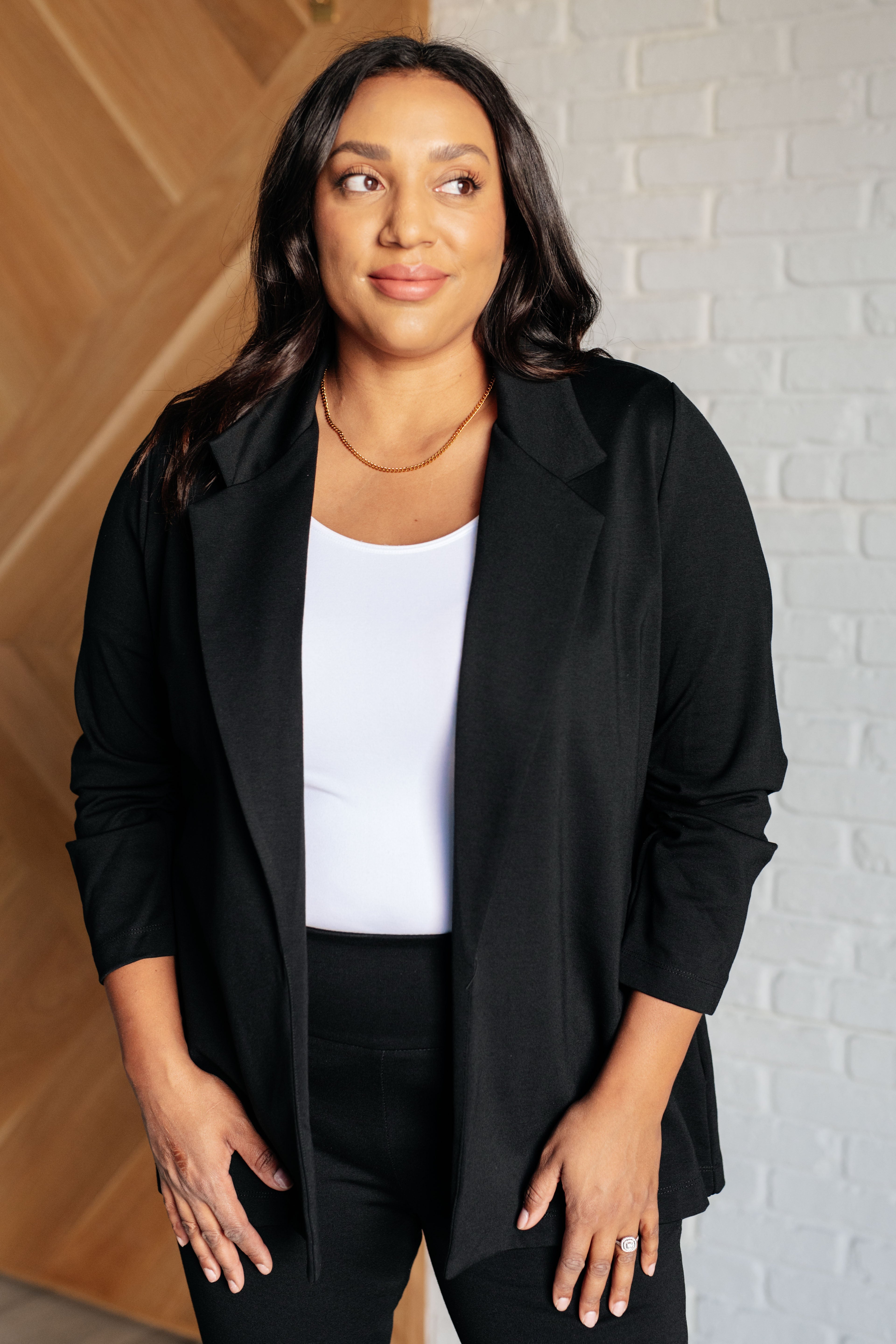 Magic 3/4 Blazer in Black Layers Ave Shops- Tilden Co.