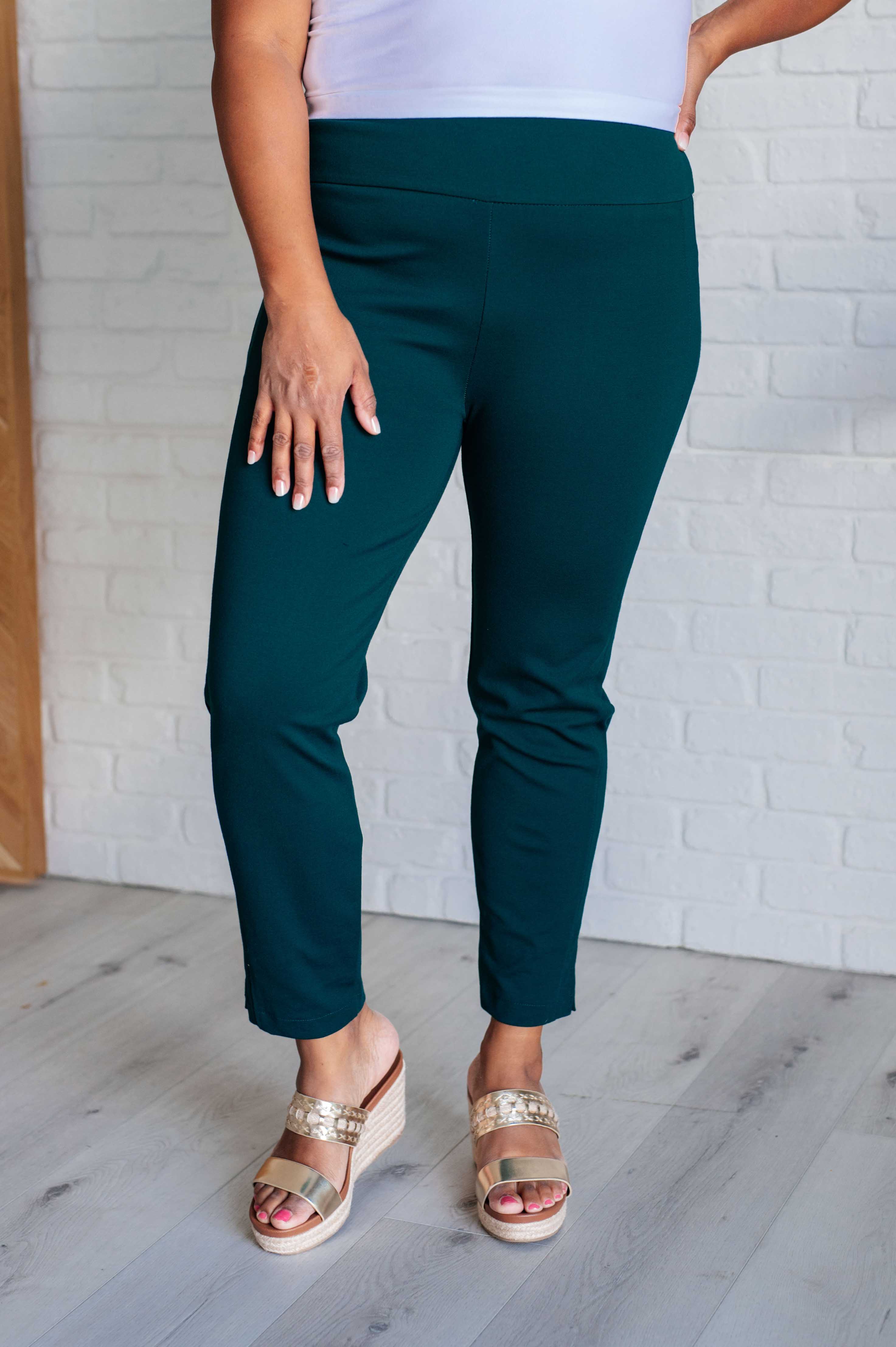 Magic Ankle Crop Skinny Pants in Hunter Green Bottoms Ave Shops- Tilden Co.