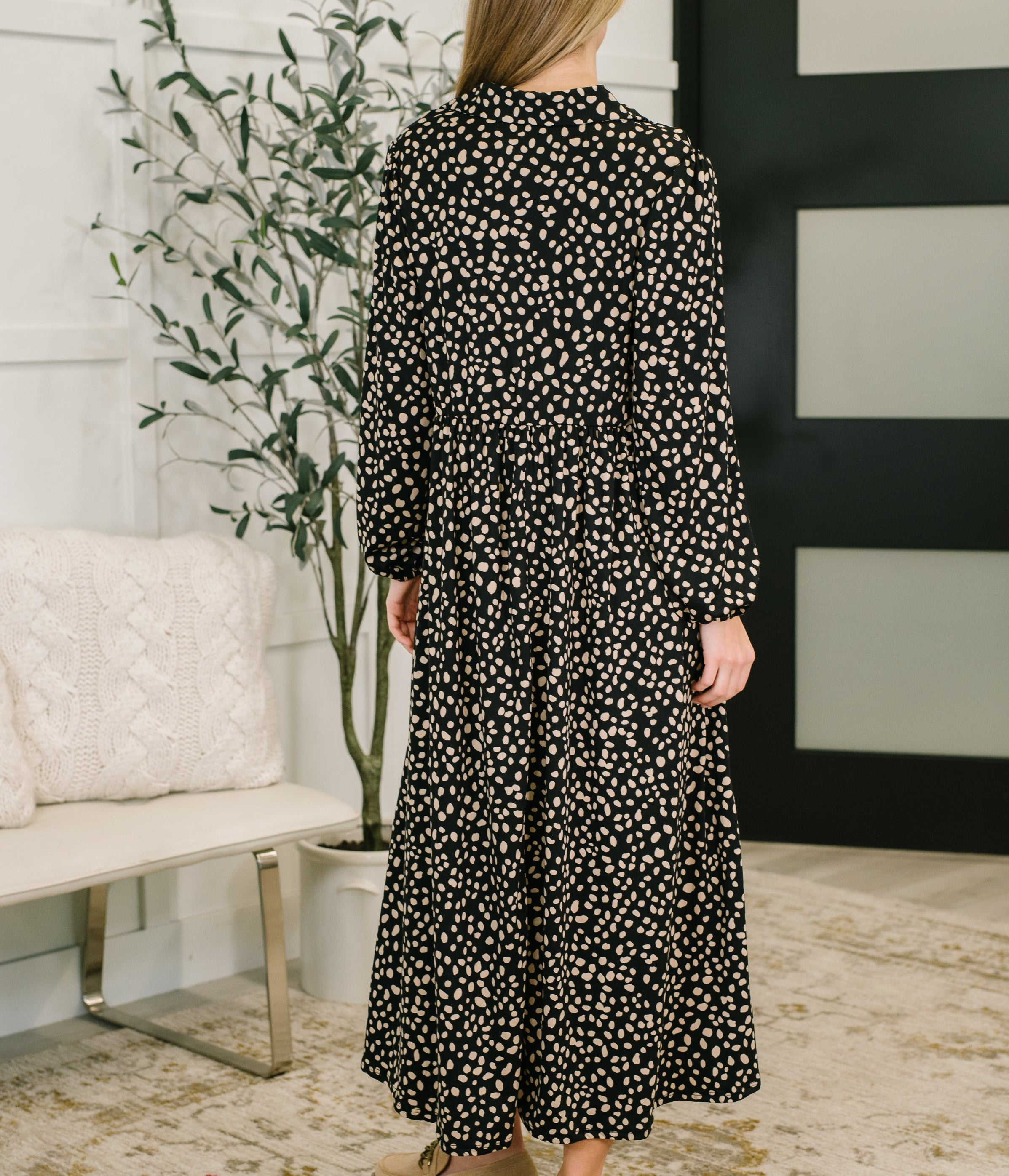 Promotional Proposal Collared Dress in Black and Khaki Womens Ave Shops- Tilden Co.