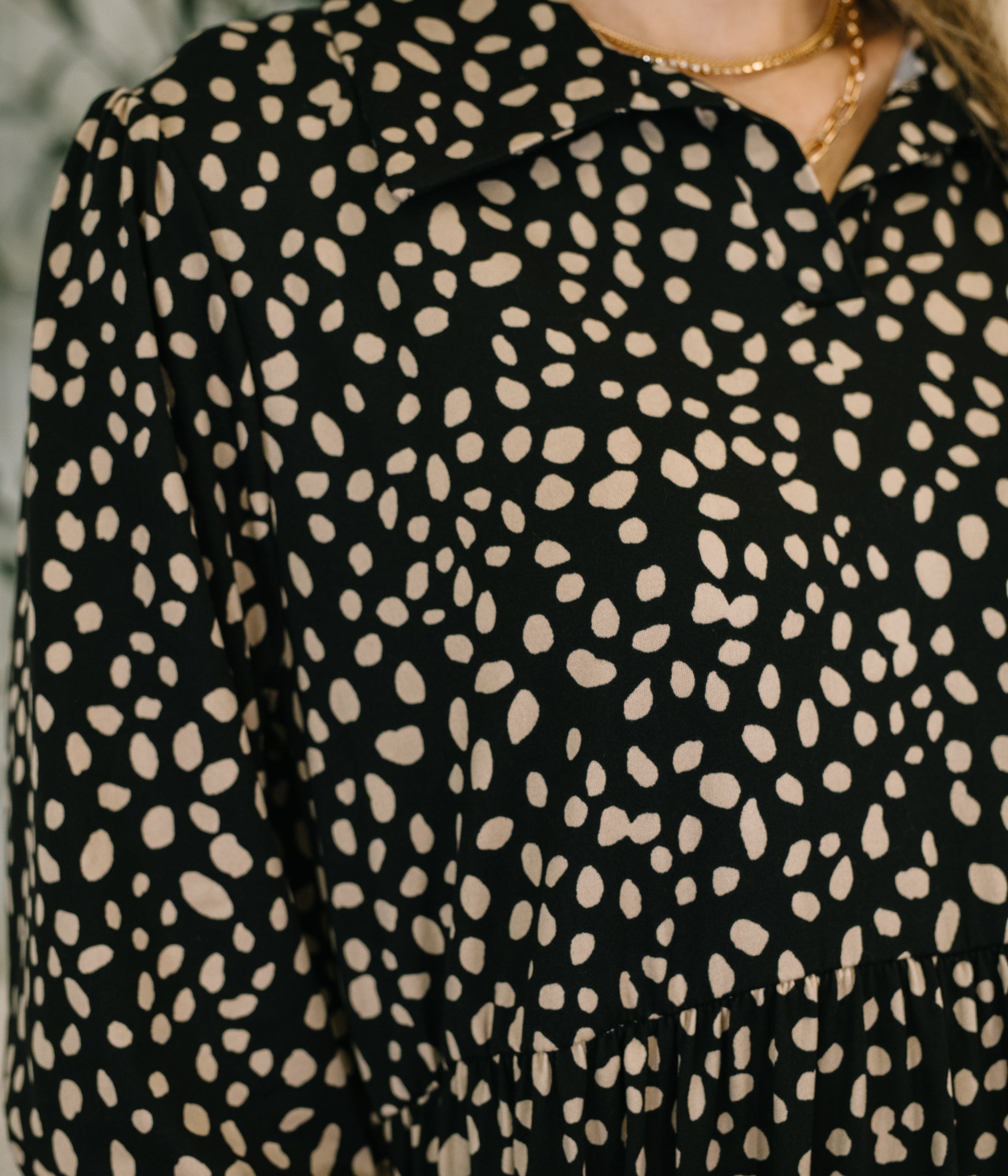 Promotional Proposal Collared Dress in Black and Khaki Womens Ave Shops- Tilden Co.