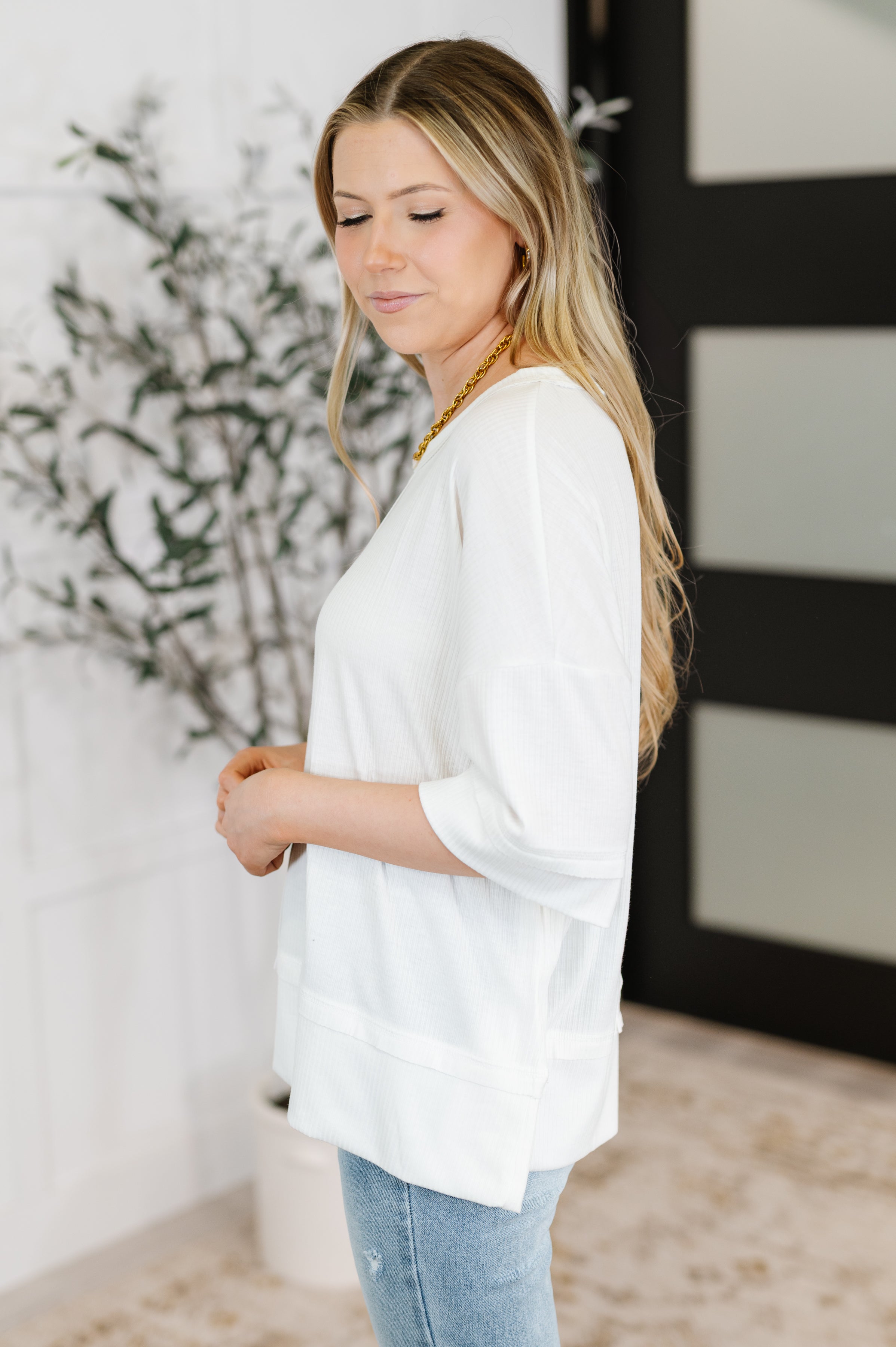 Stay On Top Relaxed Tee in Off White Womens Ave Shops- Tilden Co.