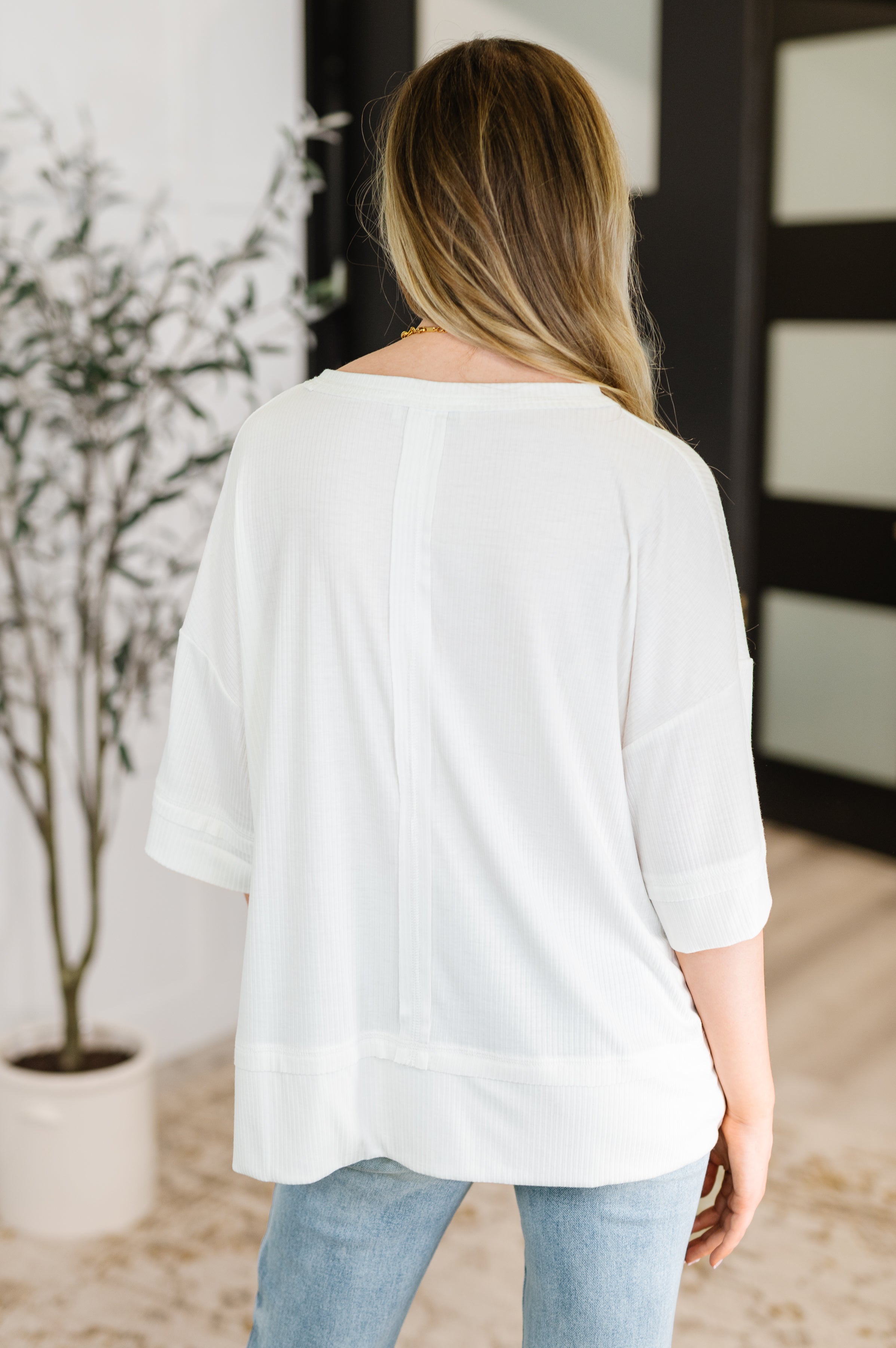 Stay On Top Relaxed Tee in Off White Womens Ave Shops- Tilden Co.