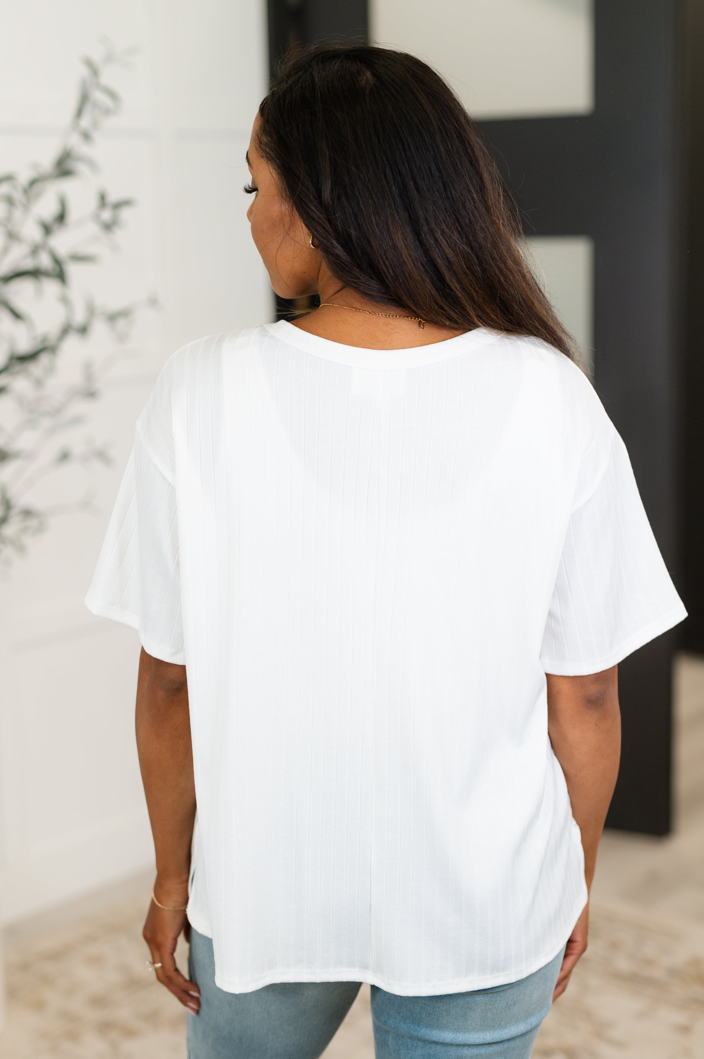 Take It Easy Slouchy Tee in Ivory Womens Ave Shops- Tilden Co.