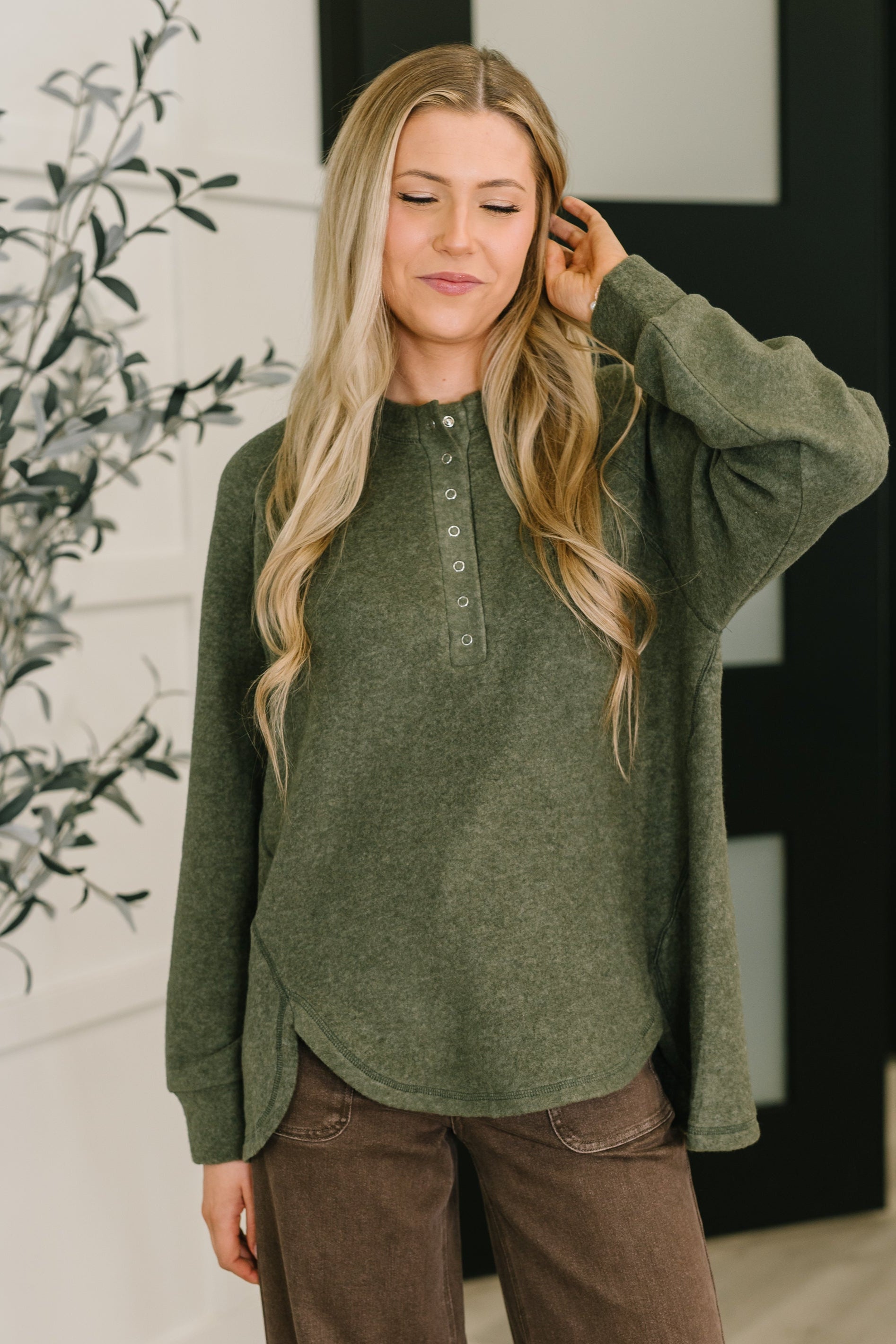 Urban Flux Scooped Hi-Low Long Pullover in Olive Womens Ave Shops- Tilden Co.