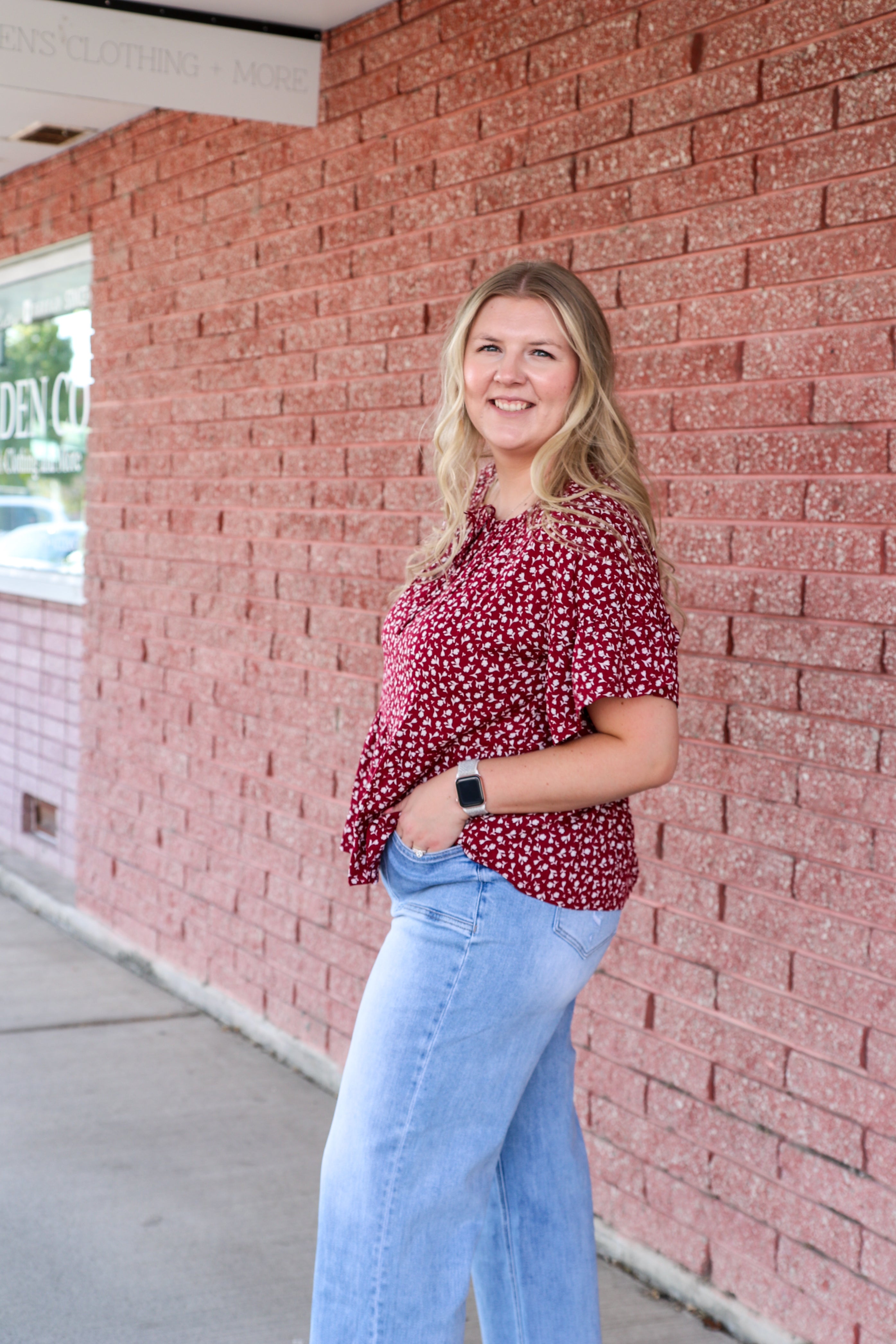 Donna Short Sleeve Floral Print Peplum Style Blouse Blouse Downeast- Tilden Co.
