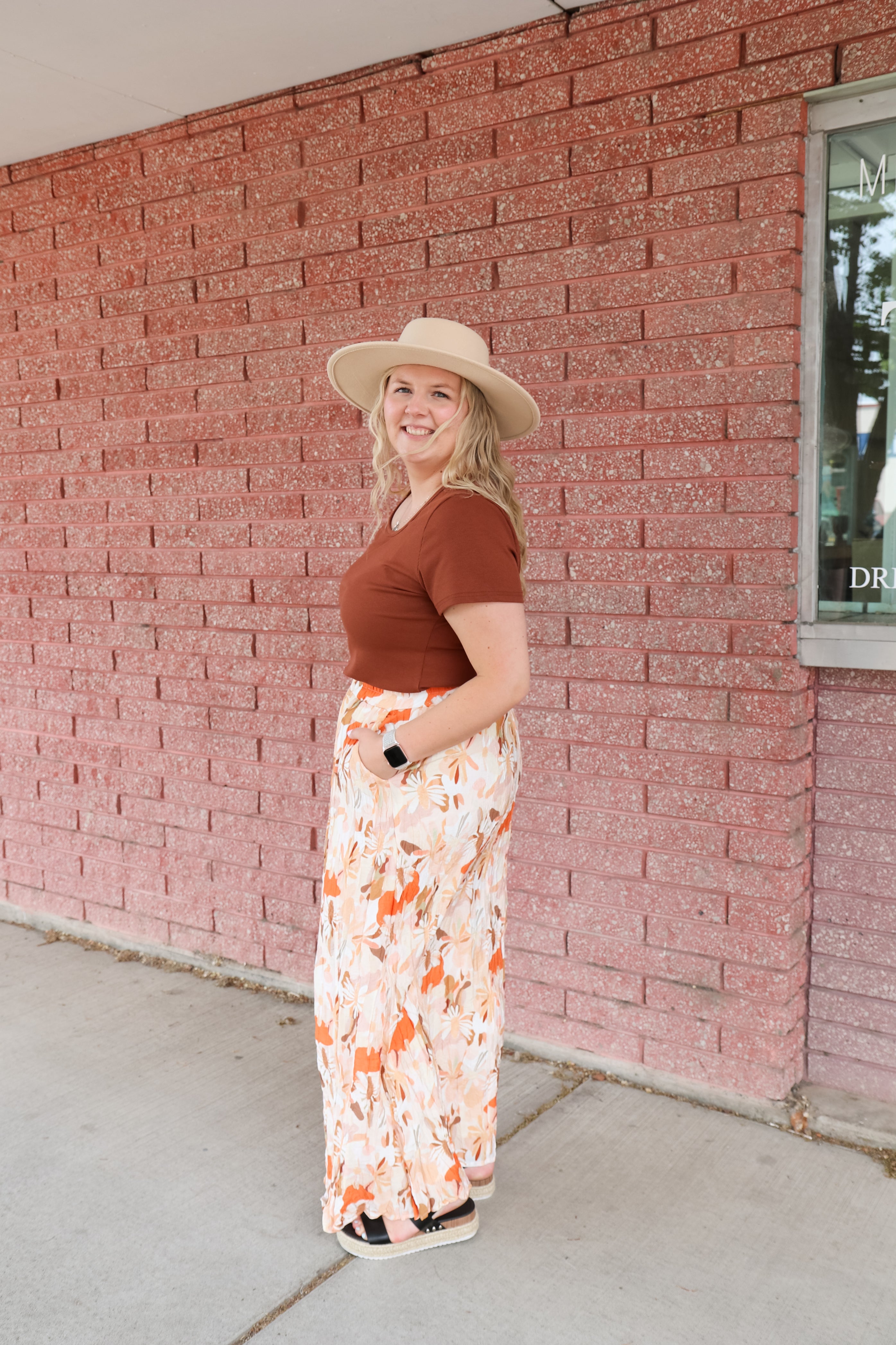 Short Sleeve Scoop Tee in Rust Short Sleeve Top Mikarose- Tilden Co.