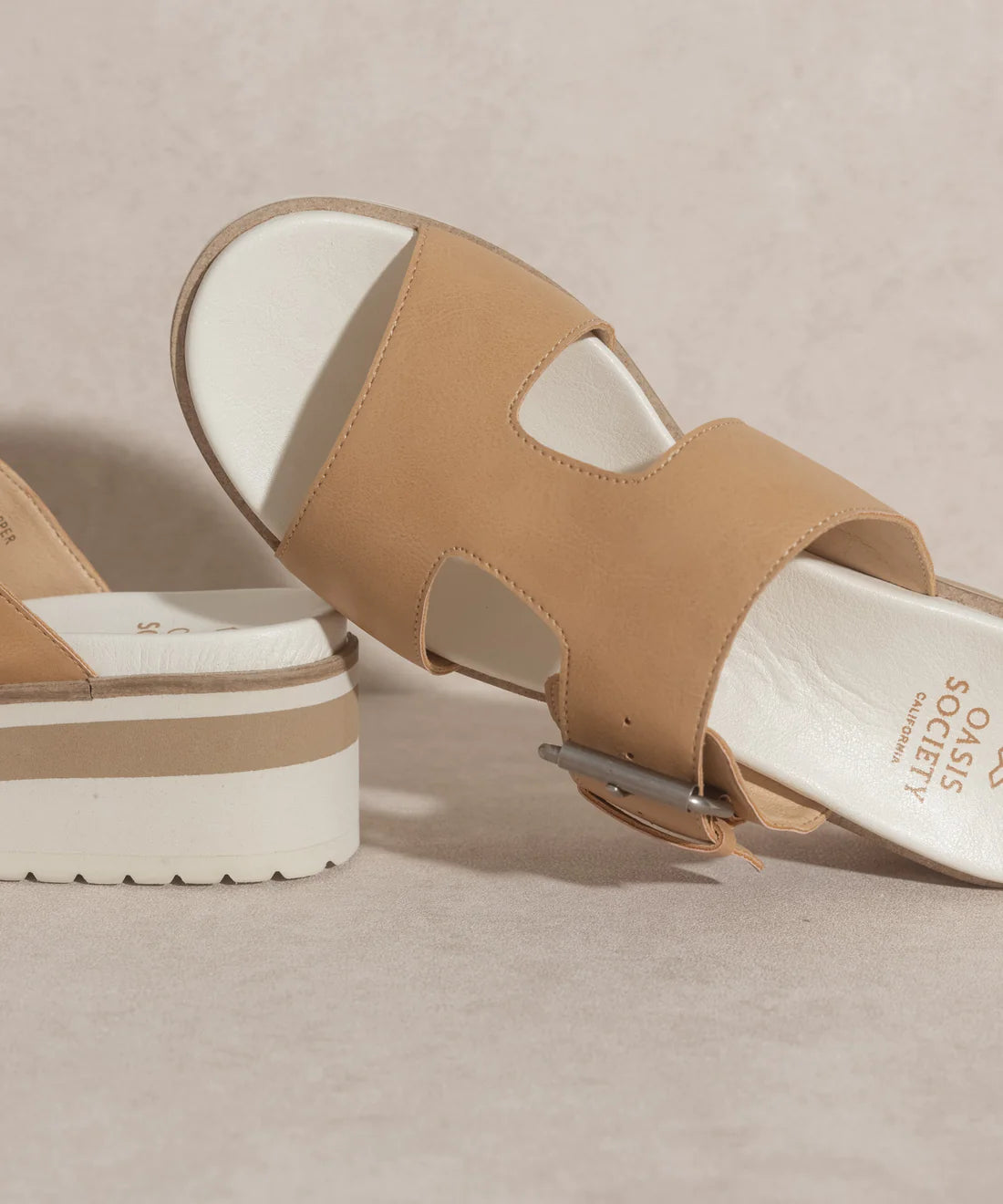 The Ellie Tan | Staple Platform Sandal    Sandals Oasis Society- Tilden Co.