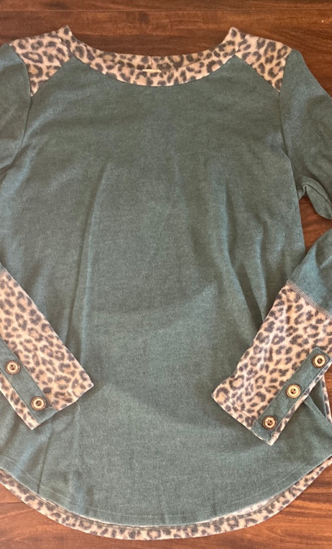 Leopard Print Long Sleeve Shirt in Teal- Final Sale    Shirts & Tops 7th Ray- Tilden Co.