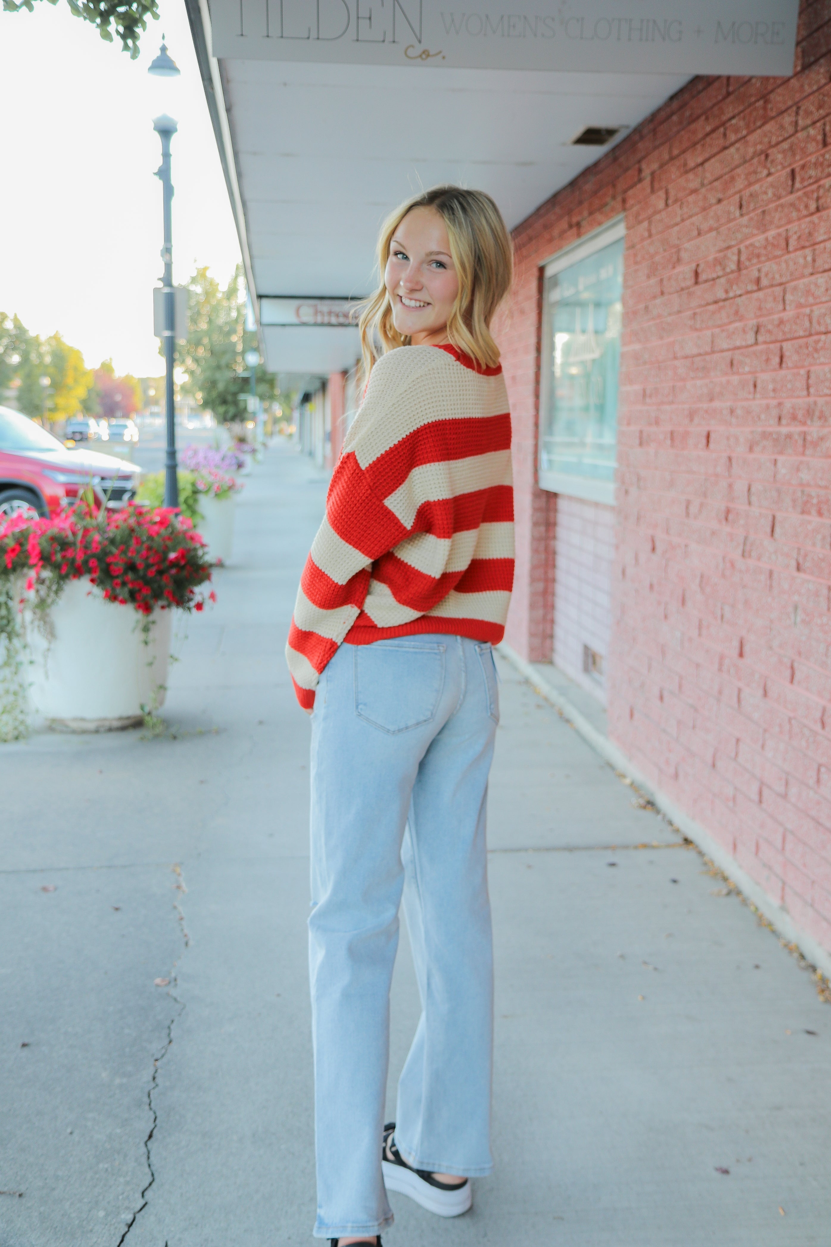 90's Vintage Super High Rise Flare Jeans    Bermuda Shorts Vervet- Tilden Co.