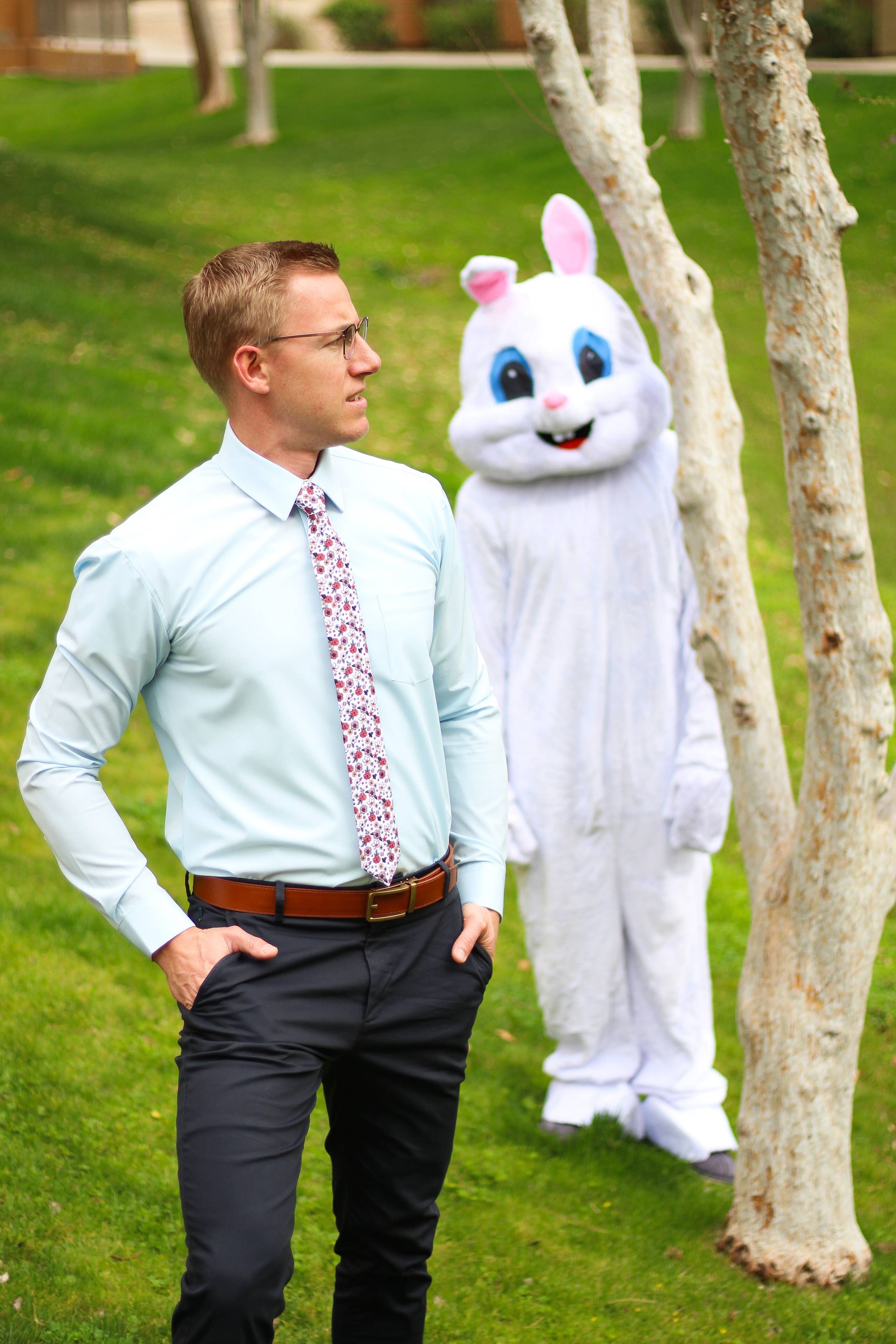 Alice - Vintage White Floral Tie necktie Tough Apparel- Tilden Co.