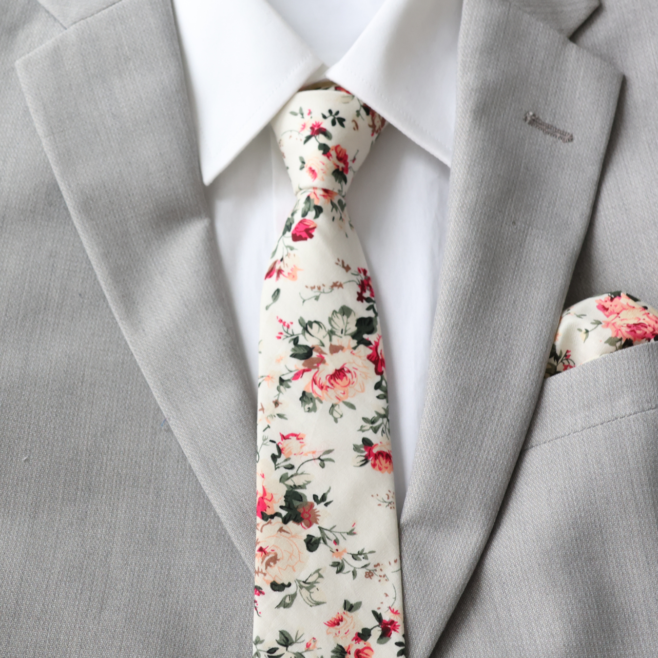 London Cream Floral Skinny Tie necktie Tie Mood- Tilden Co.