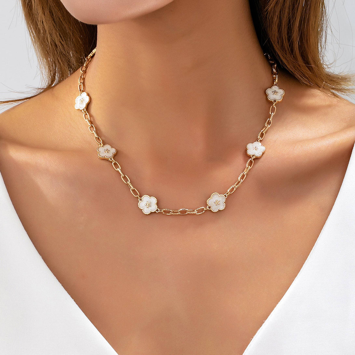 Vintage-Inspired White Enamel Floral Necklace | 80N93188 Gold Gold necklace JOSSLYN by wall to wall- Tilden Co.