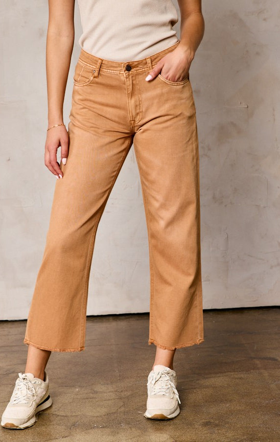 Non-stretch Mid Rise Cropped Straight Jeans    Jeans Tea n Rose- Tilden Co.