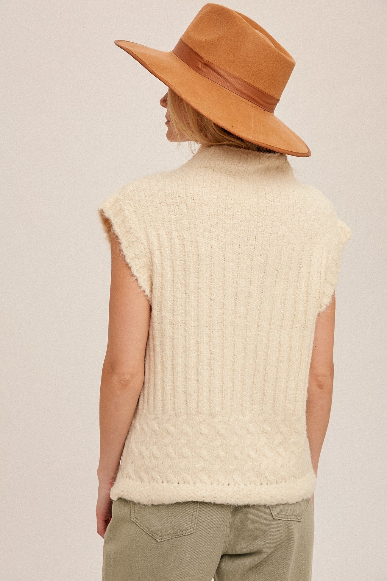 Turtle Neck Ribbed Sweater Vest Tops Hem & Thread- Tilden Co.