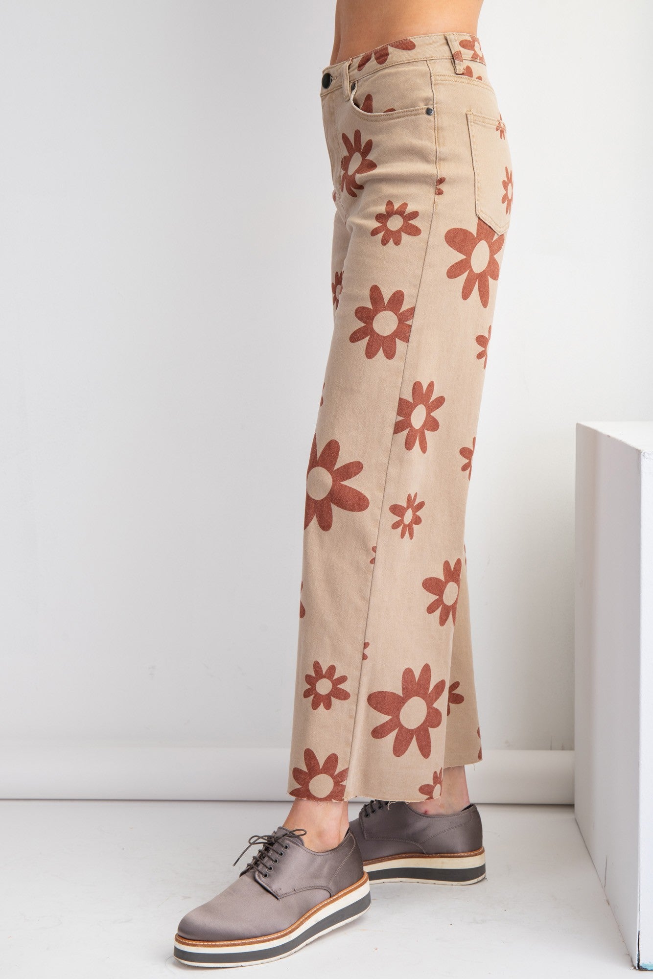 Daisy Print Washed Twill Pants Casual Pants Easel- Tilden Co.