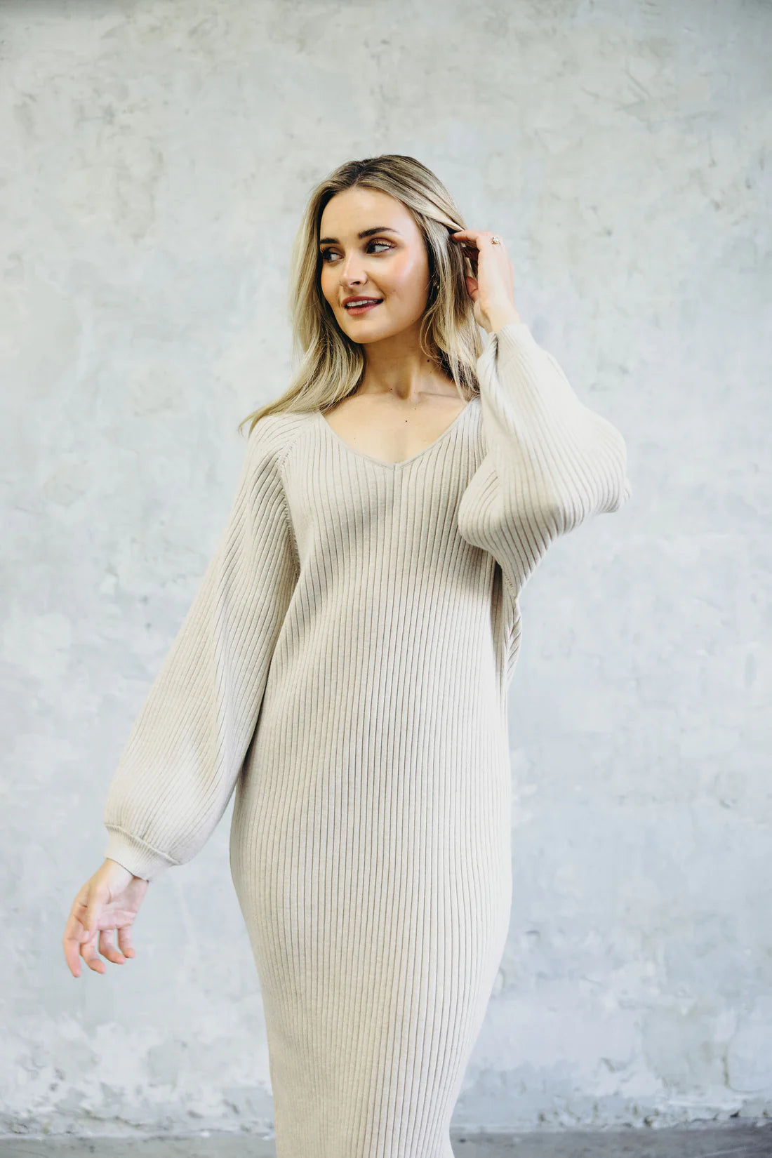 Romee Maxi Sweater Dress in Oatmeal    maxi skirt Mikarose- Tilden Co.