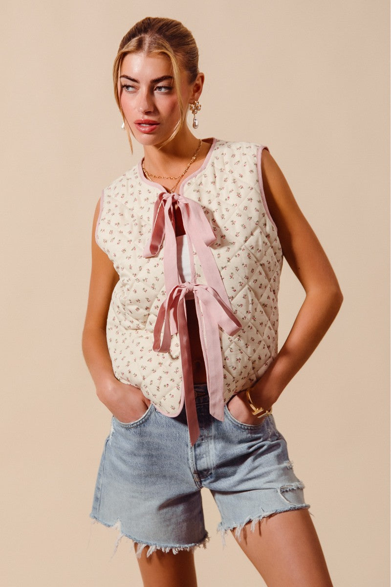 Tie Front Quilted Ditsy Floral Vest Top Vest so me- Tilden Co.