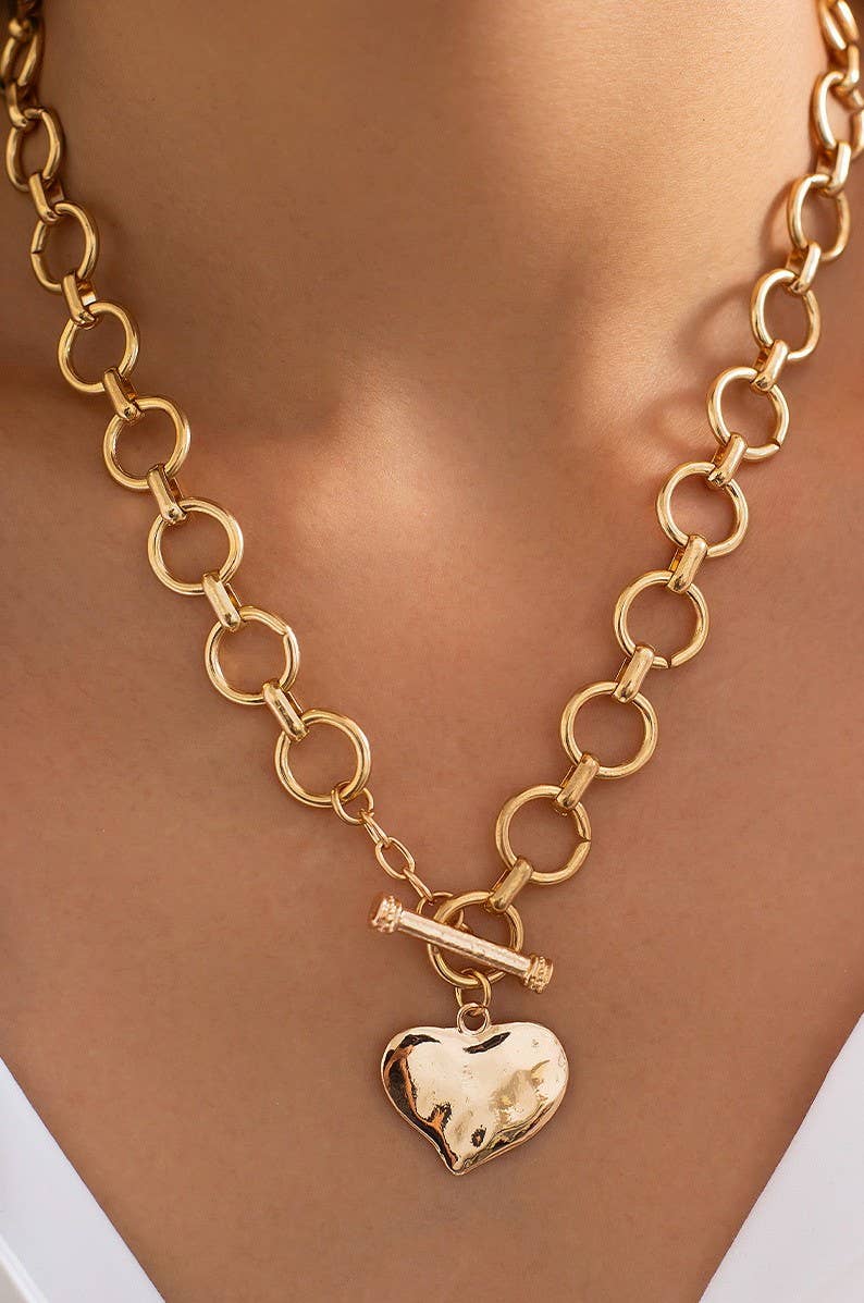Notable Hammered Heart Toggle Necklace JOSSLYN by wall to wall- Tilden Co.