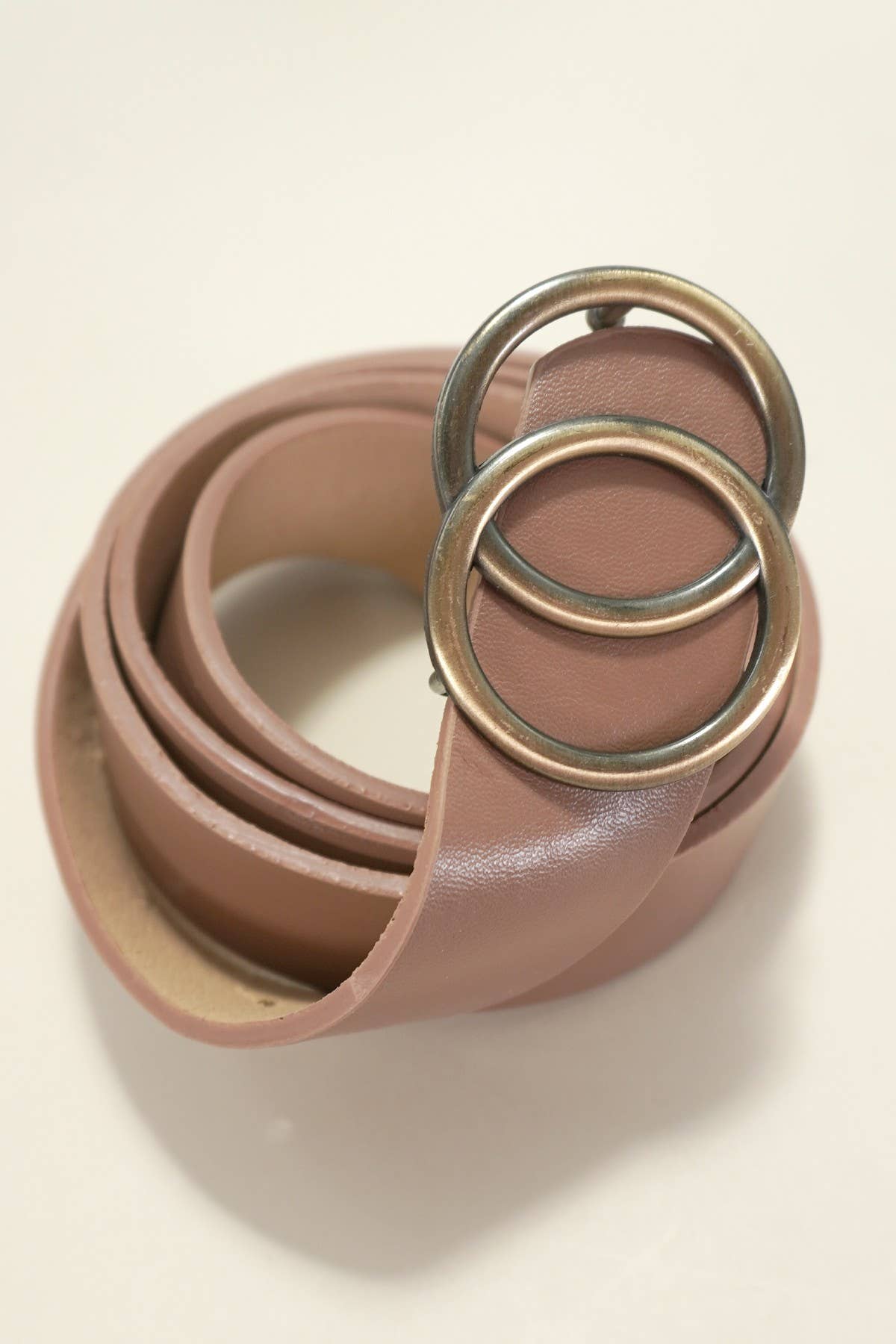 DOUBLE O BUCKLE FAUX LEATHER BELT Taupe Taupe JOSSLYN by wall to wall- Tilden Co.