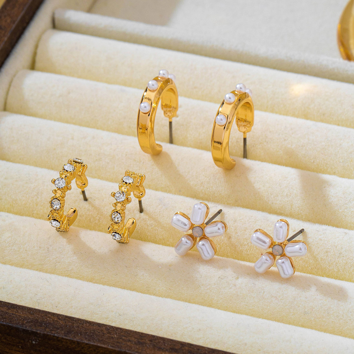 Pearl Floral Stud & Hoop Trio earrings | 80E62419 Earrings JOSSLYN by wall to wall- Tilden Co.
