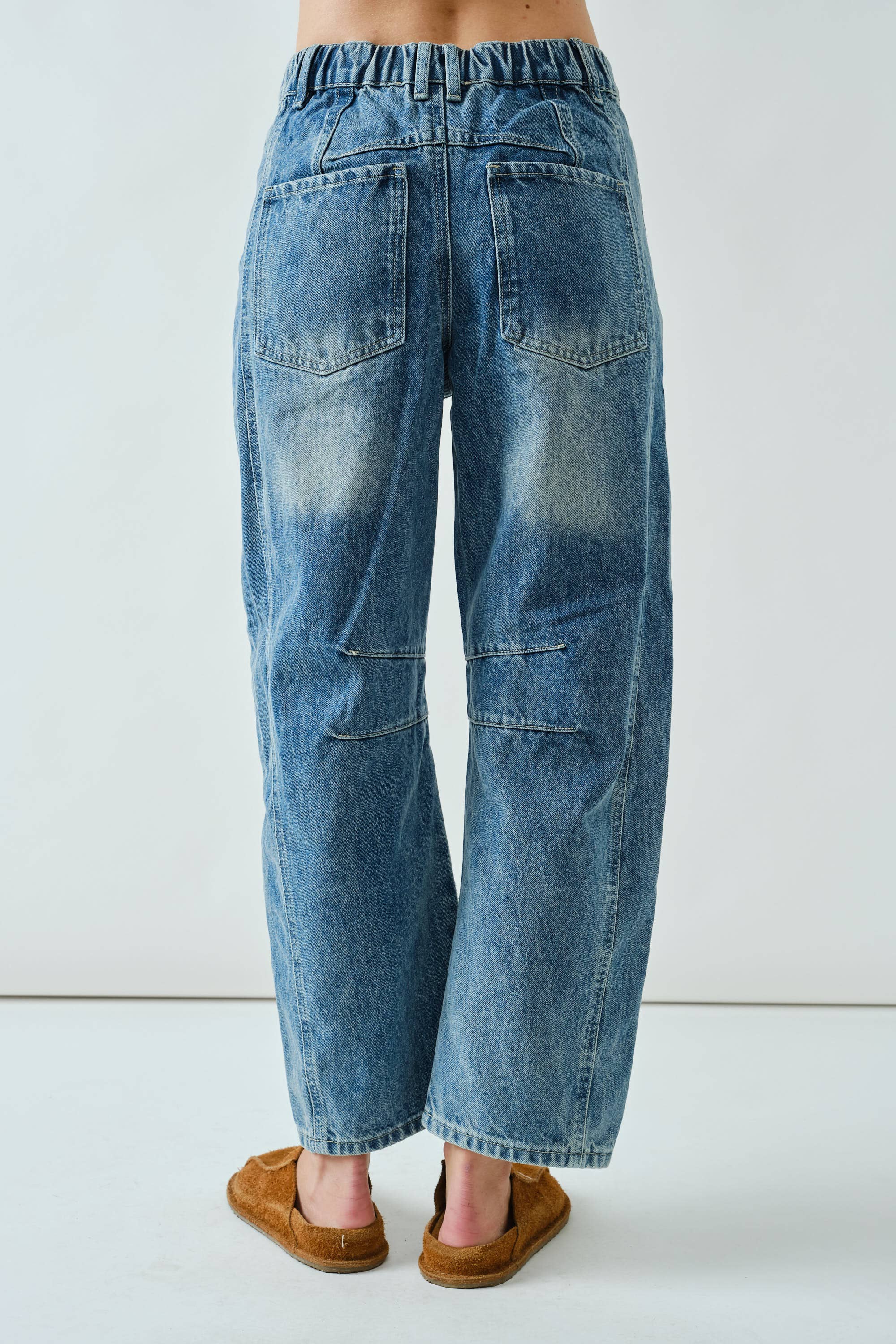 Medium Wash Ebroidered Barrel Jeans Jeans Aaron & Amber- Tilden Co.
