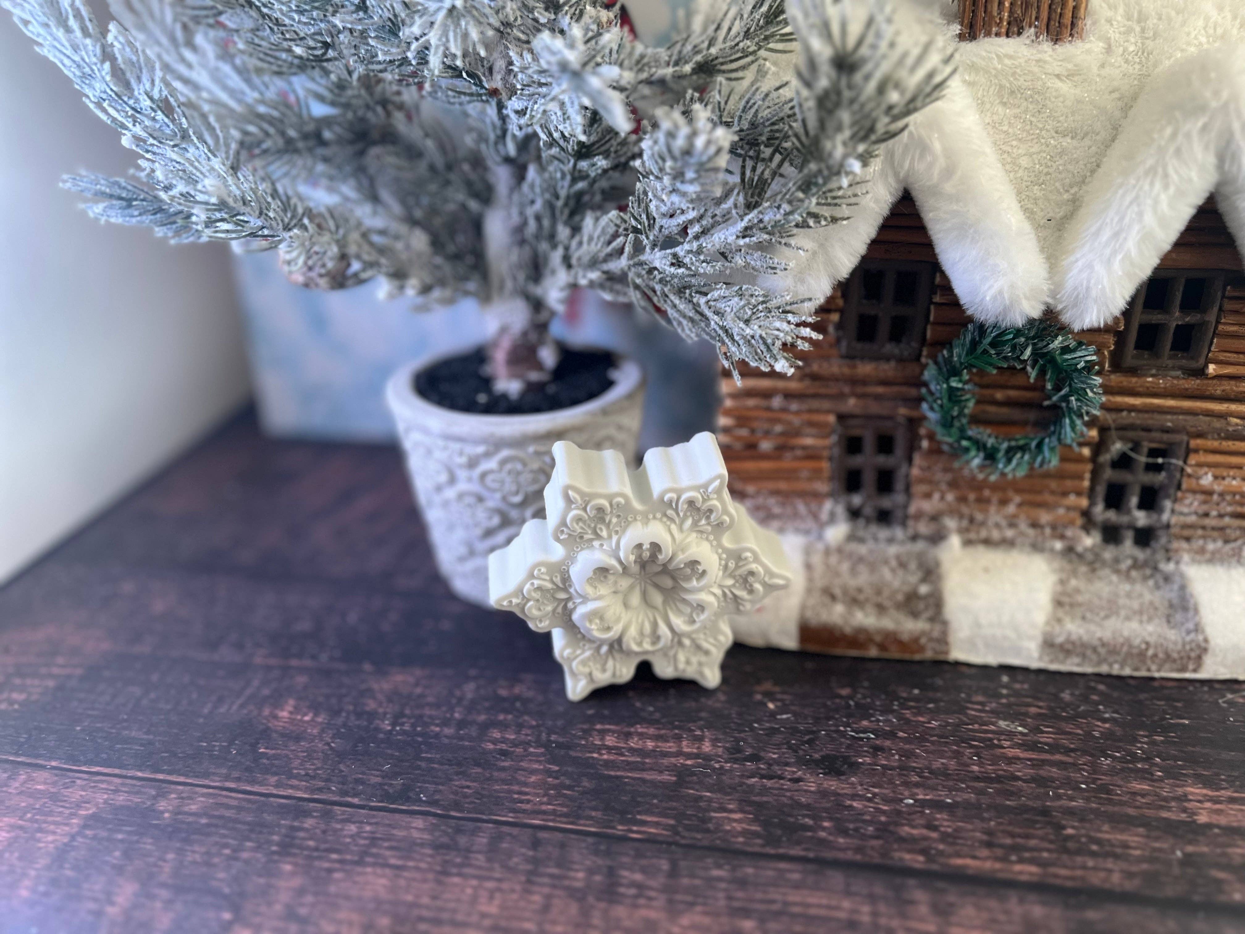 Snowflake Soap 1111 Elm Candle & Soap Shoppe- Tilden Co.