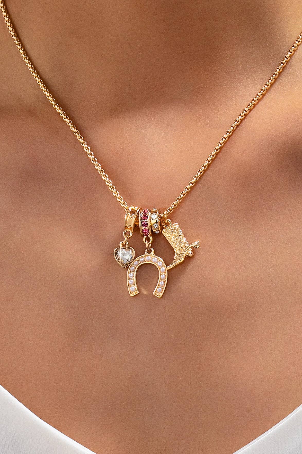 Western Rhinestone Horseshoe Charm Necklace | 80N93236 necklace JOSSLYN by wall to wall- Tilden Co.