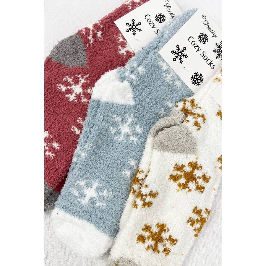 Soft Textured SnowFlake Cozy Socks    Socks Love and Repeat- Tilden Co.