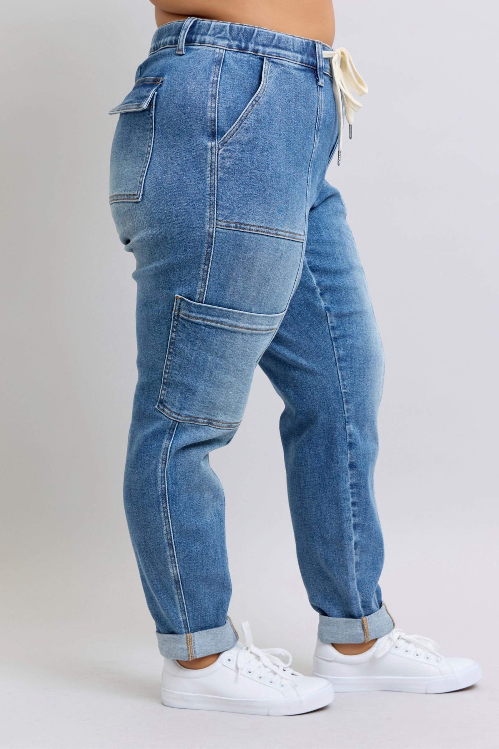 Clayton High Rise Cuffed Cargo Denim Jogger Womens Ave Shops- Tilden Co.