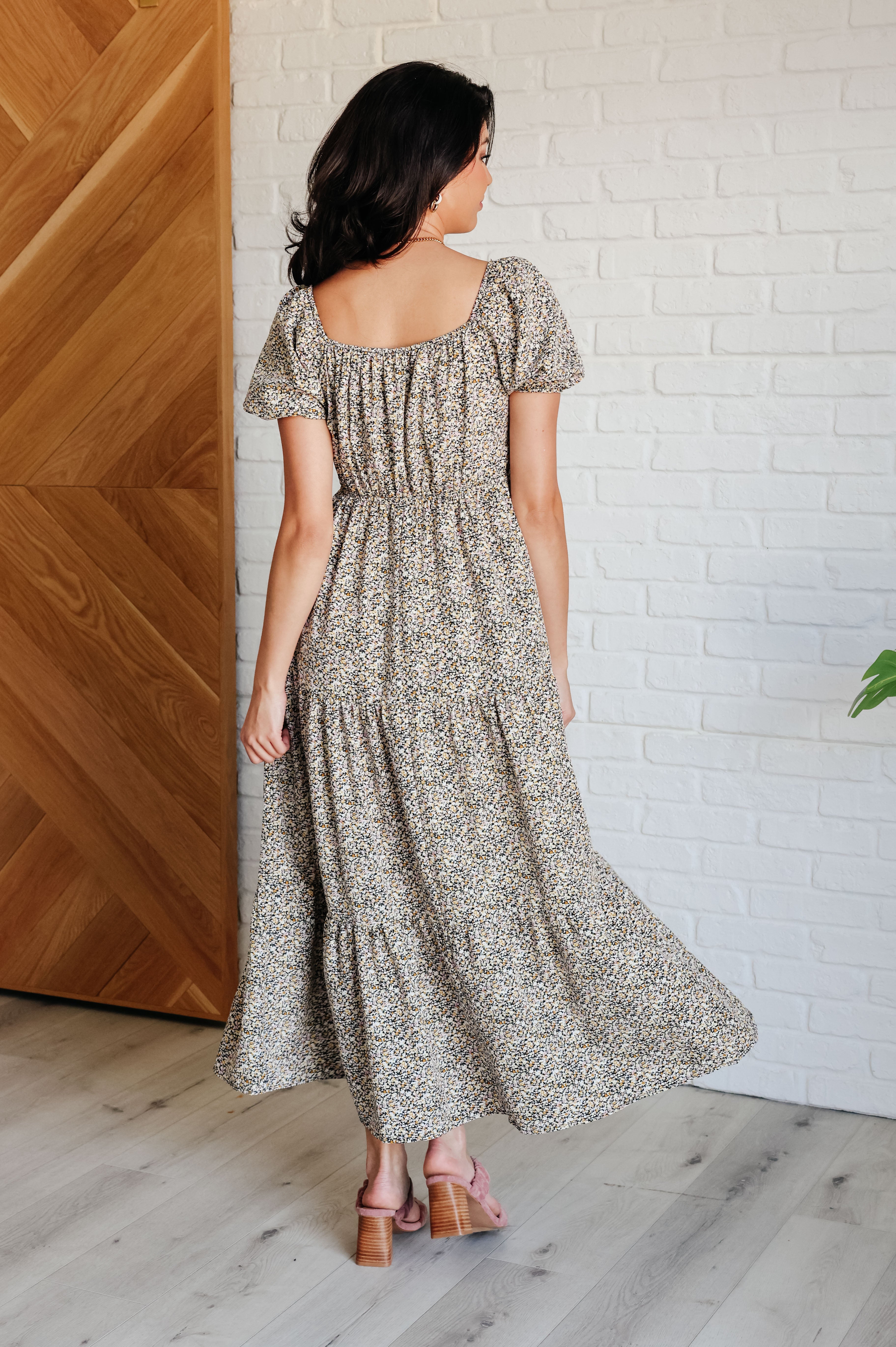 A Moment of Love Balloon Sleeve Dress    Dresses Ave Shops- Tilden Co.