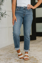 Colette Mid Rise Boyfriend Classic Cuffed Womens Ave Shops- Tilden Co.