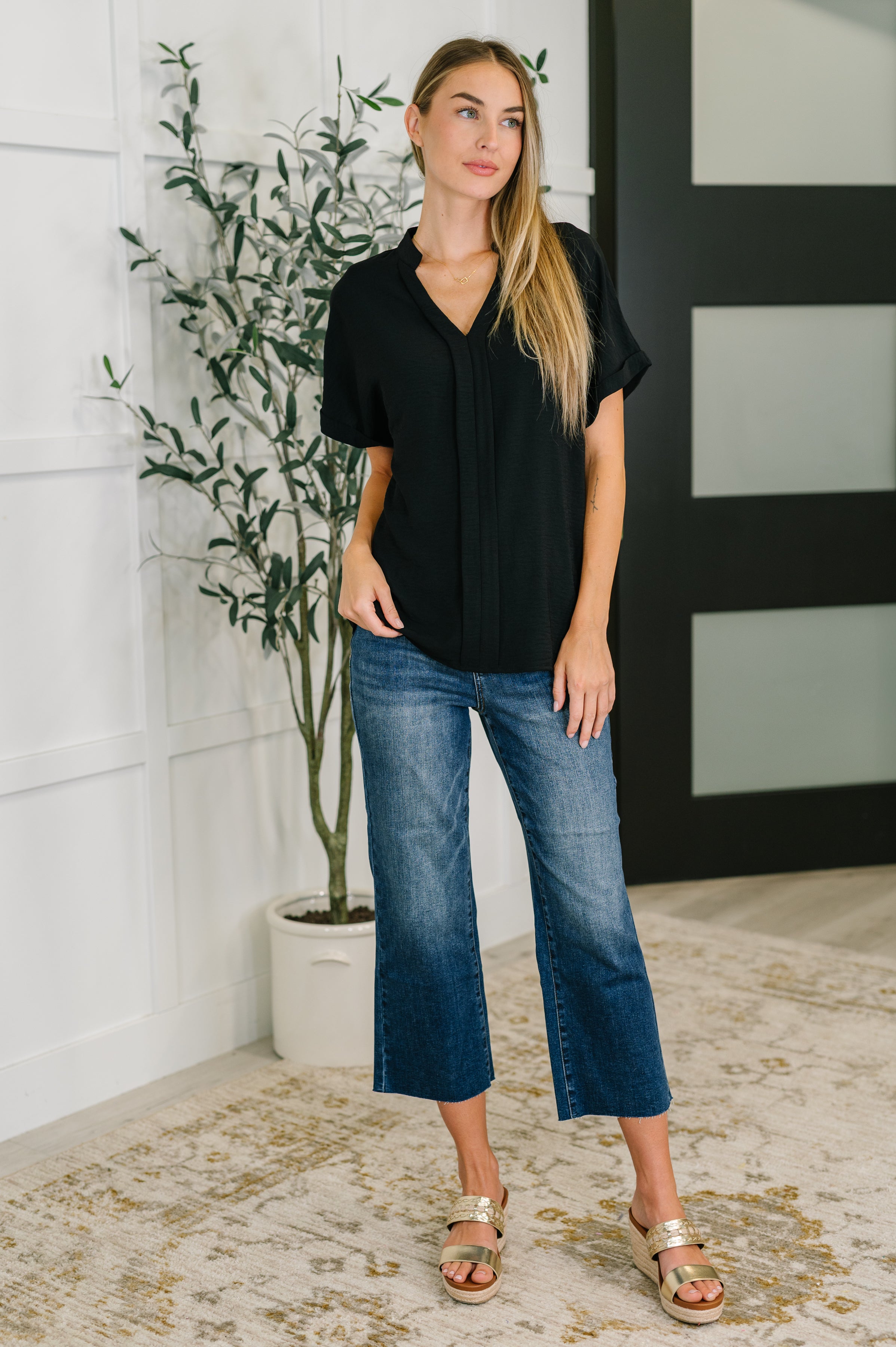 PREORDER: Crinkle Wove V-Neck Blouse in Four Colors Womens Ave Shops- Tilden Co.
