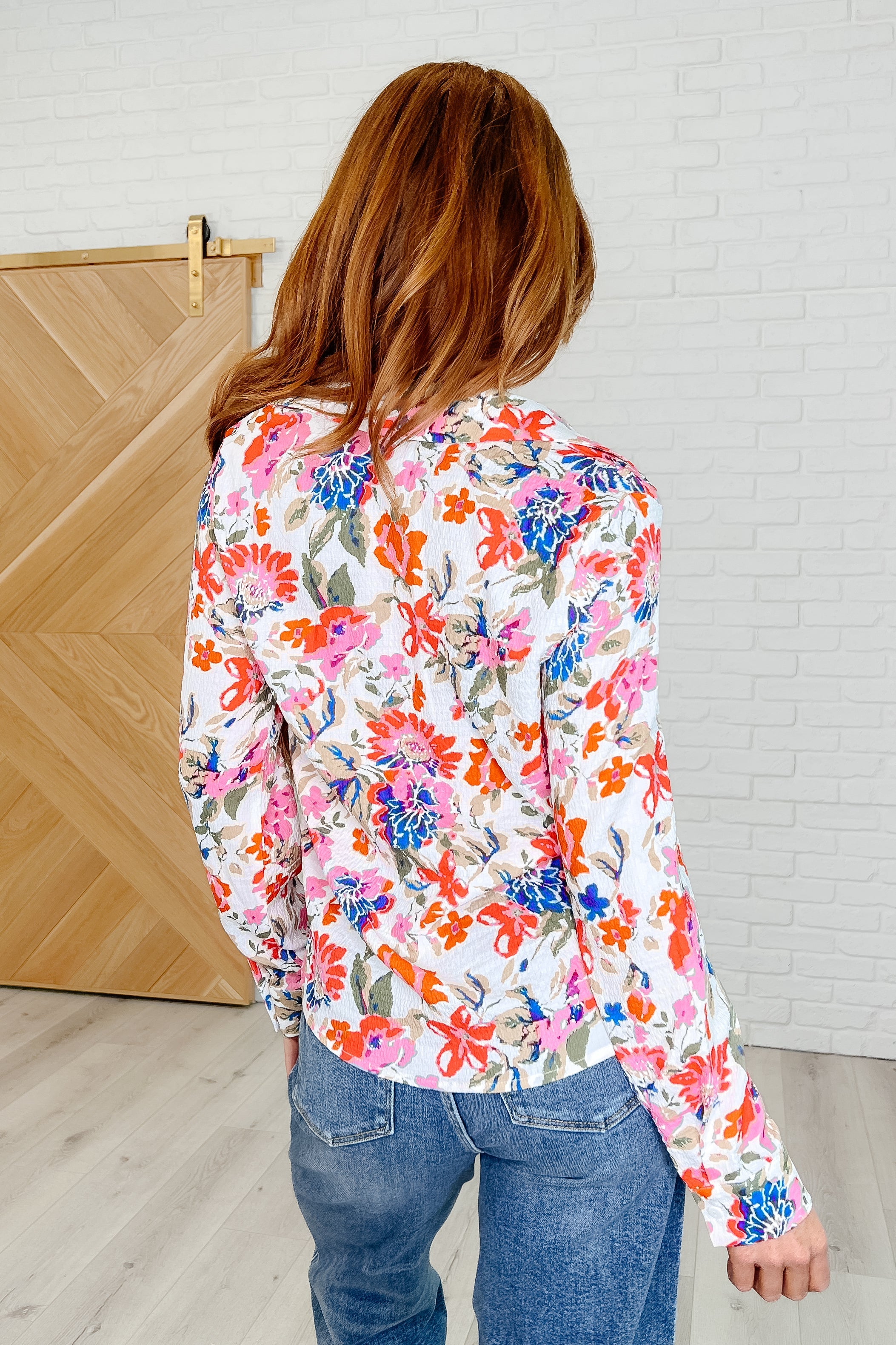 Distinguished Guest Floral Button Down Womens Ave Shops- Tilden Co.