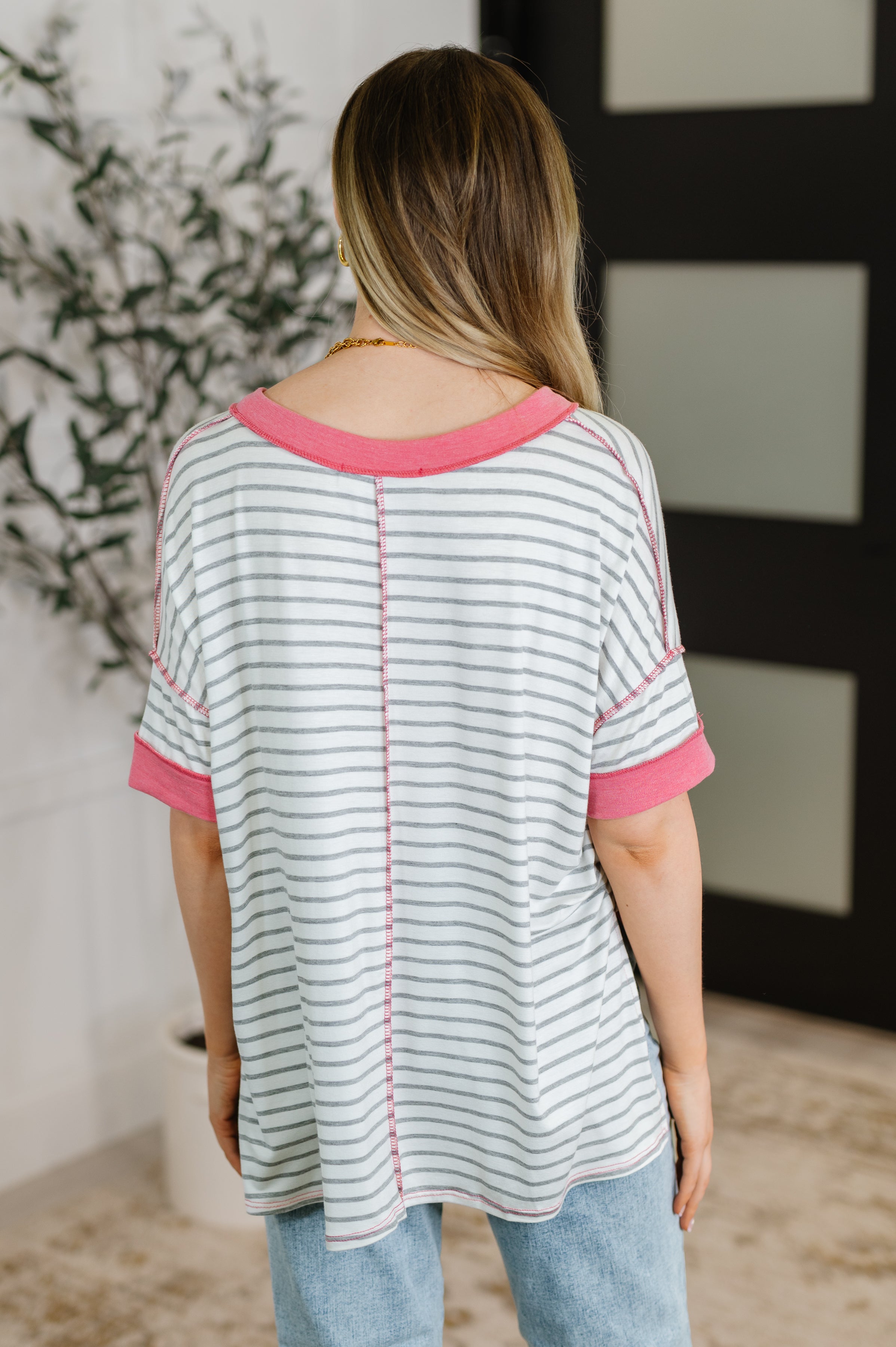 Dressed to Chill V-Neck Top in Heather/Grey/Ivory/Pink Womens Ave Shops- Tilden Co.