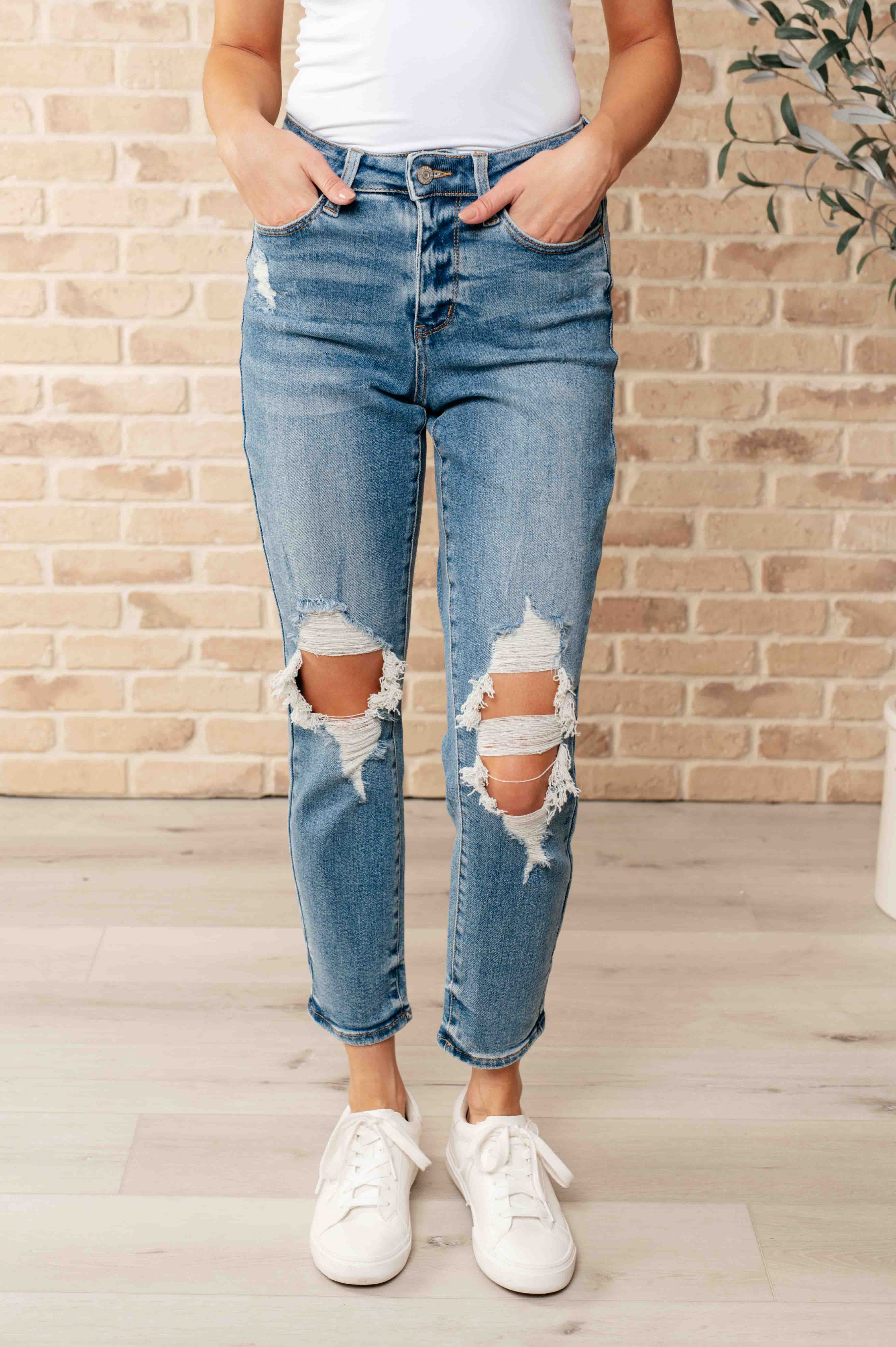 Frankie High Waist Distressed Boyfriend Jeans    Womens Ave Shops- Tilden Co.