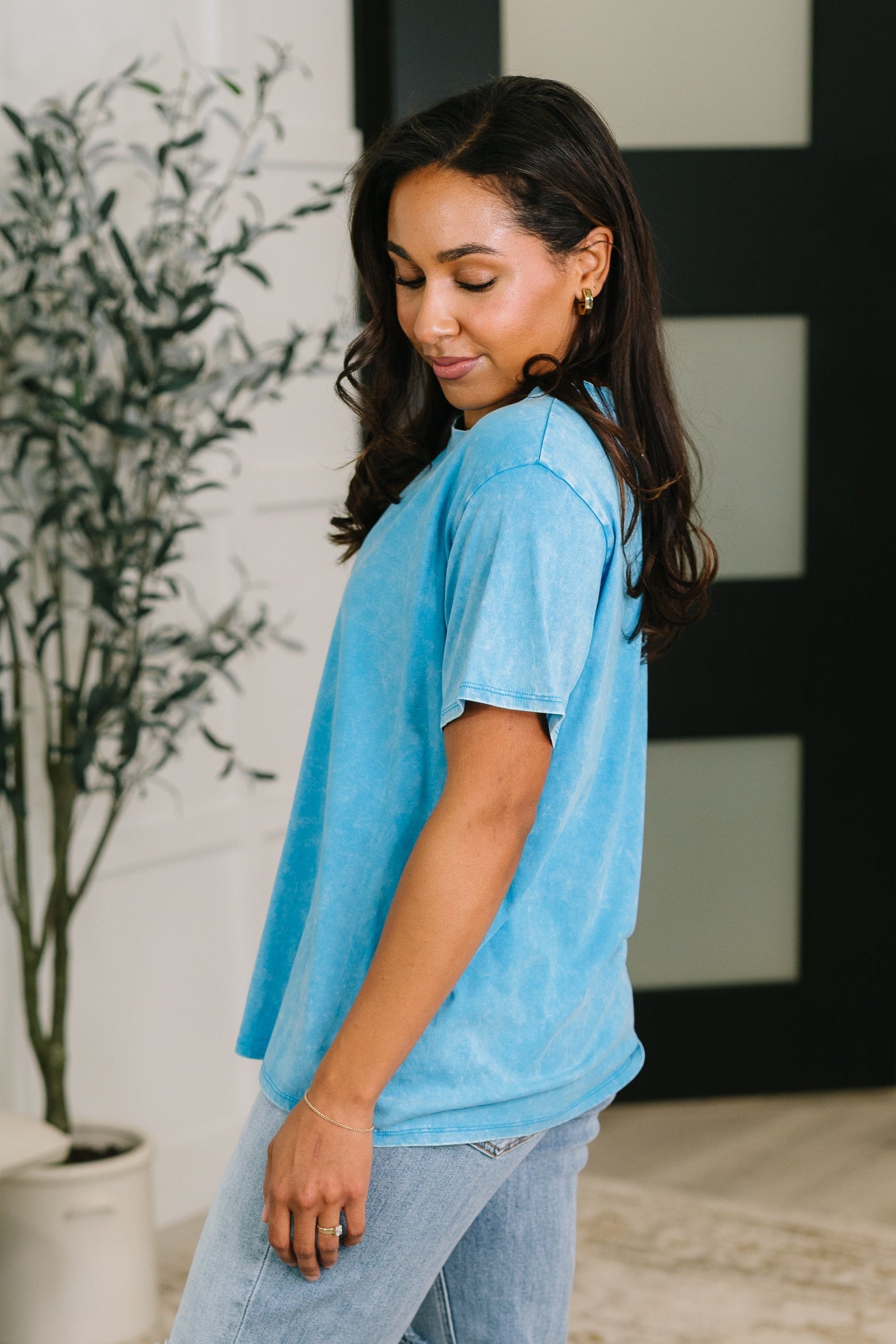 Had to Be There Mineral Wash Tee in Deep Sky Womens Ave Shops- Tilden Co.